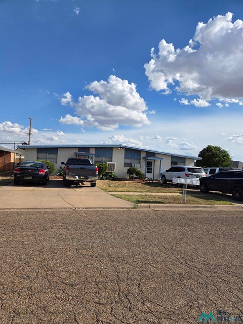 Multifamily For Sale - 317 Gayland Drive<br/> Clovis, NM 88101