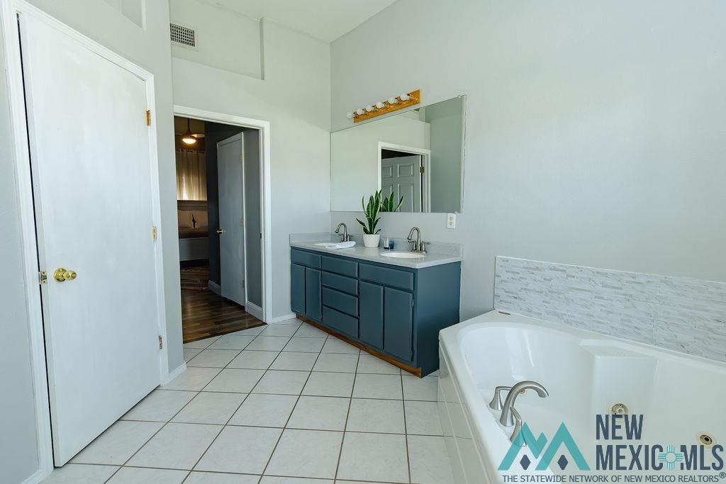 5102 Tierra Bonita Road, Carlsbad, Texas image 23