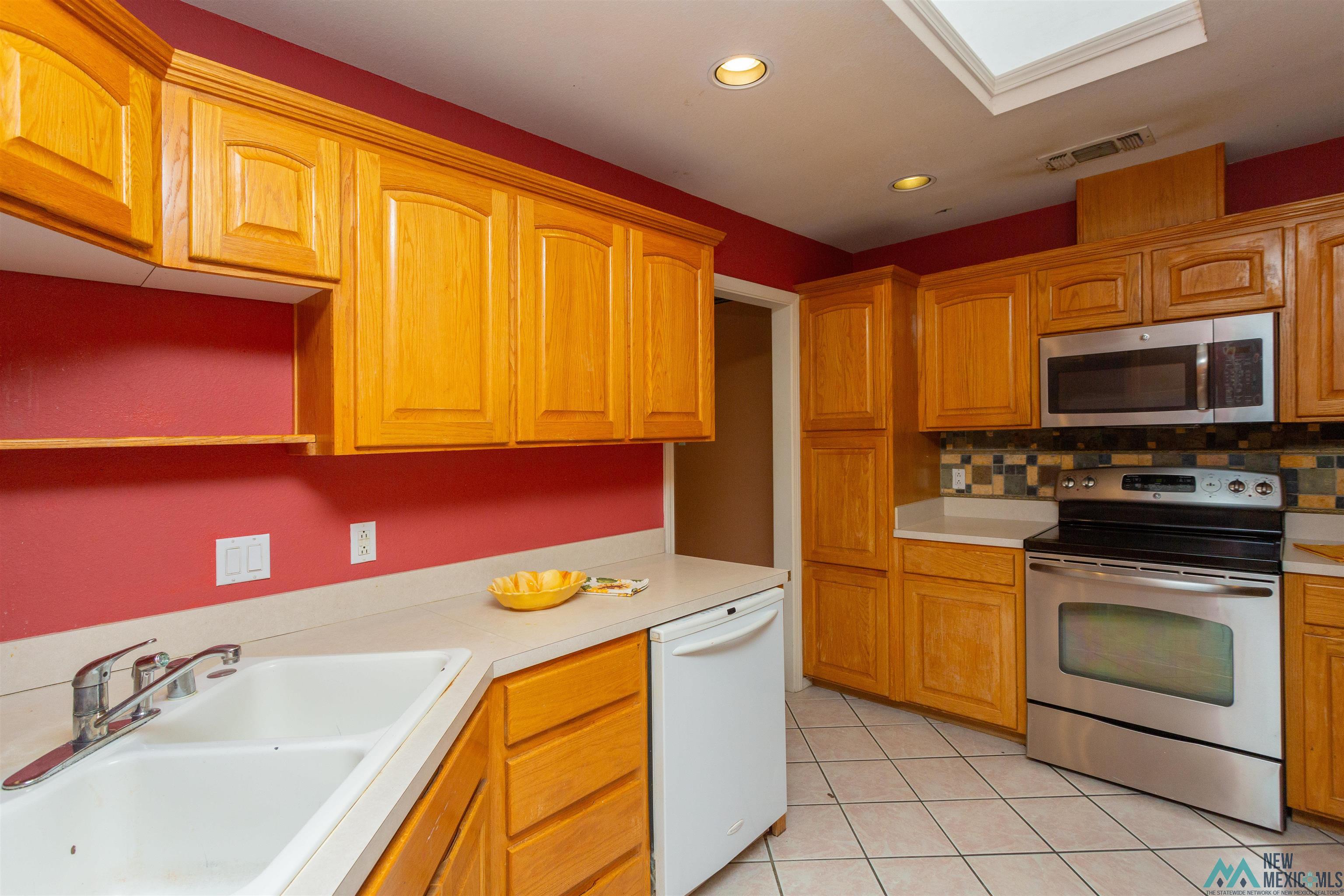 3111 Mission Arch Drive, Roswell, Texas image 12