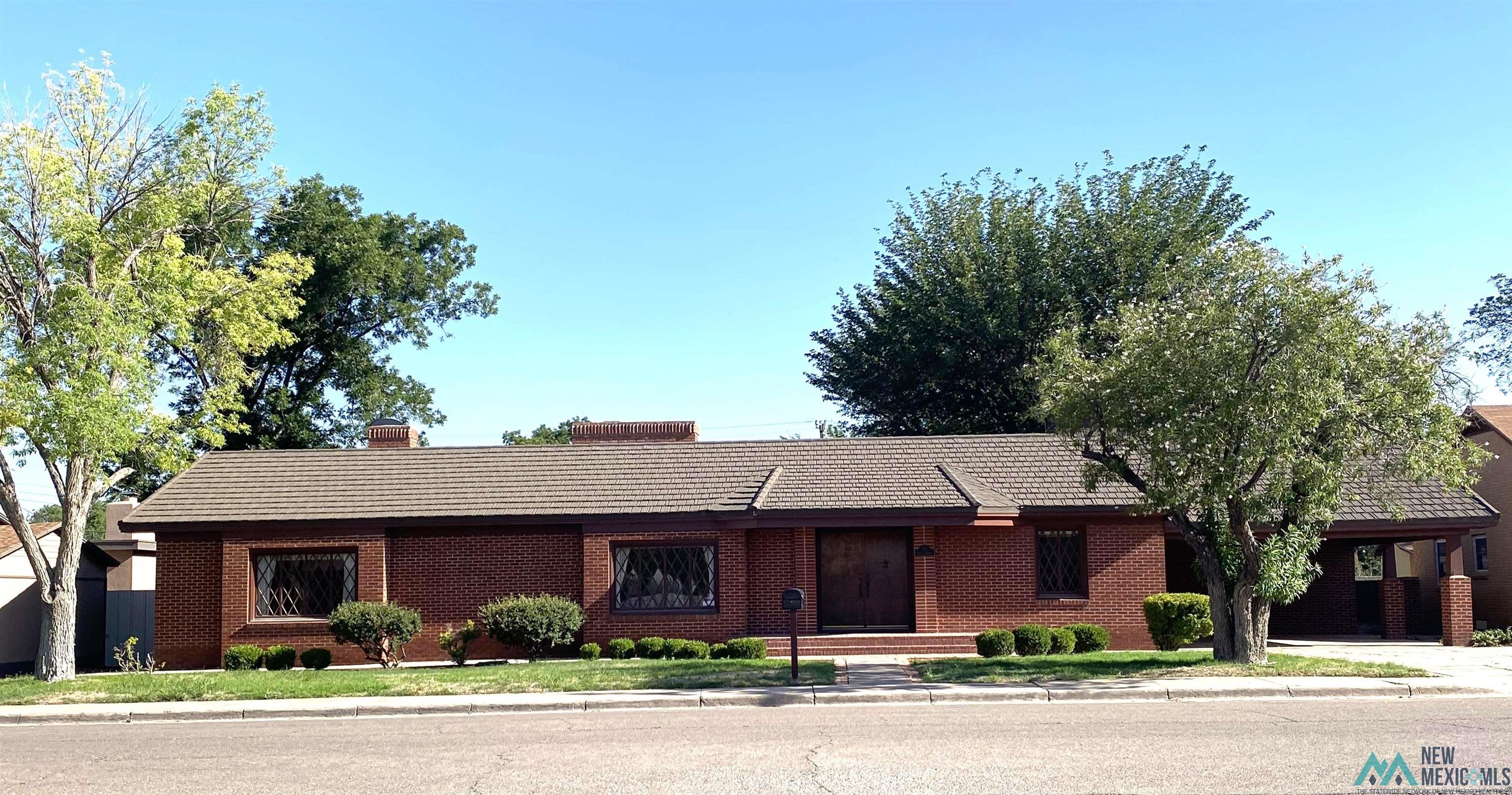 713 W Clayton Avenue, Artesia, New Mexico image 1