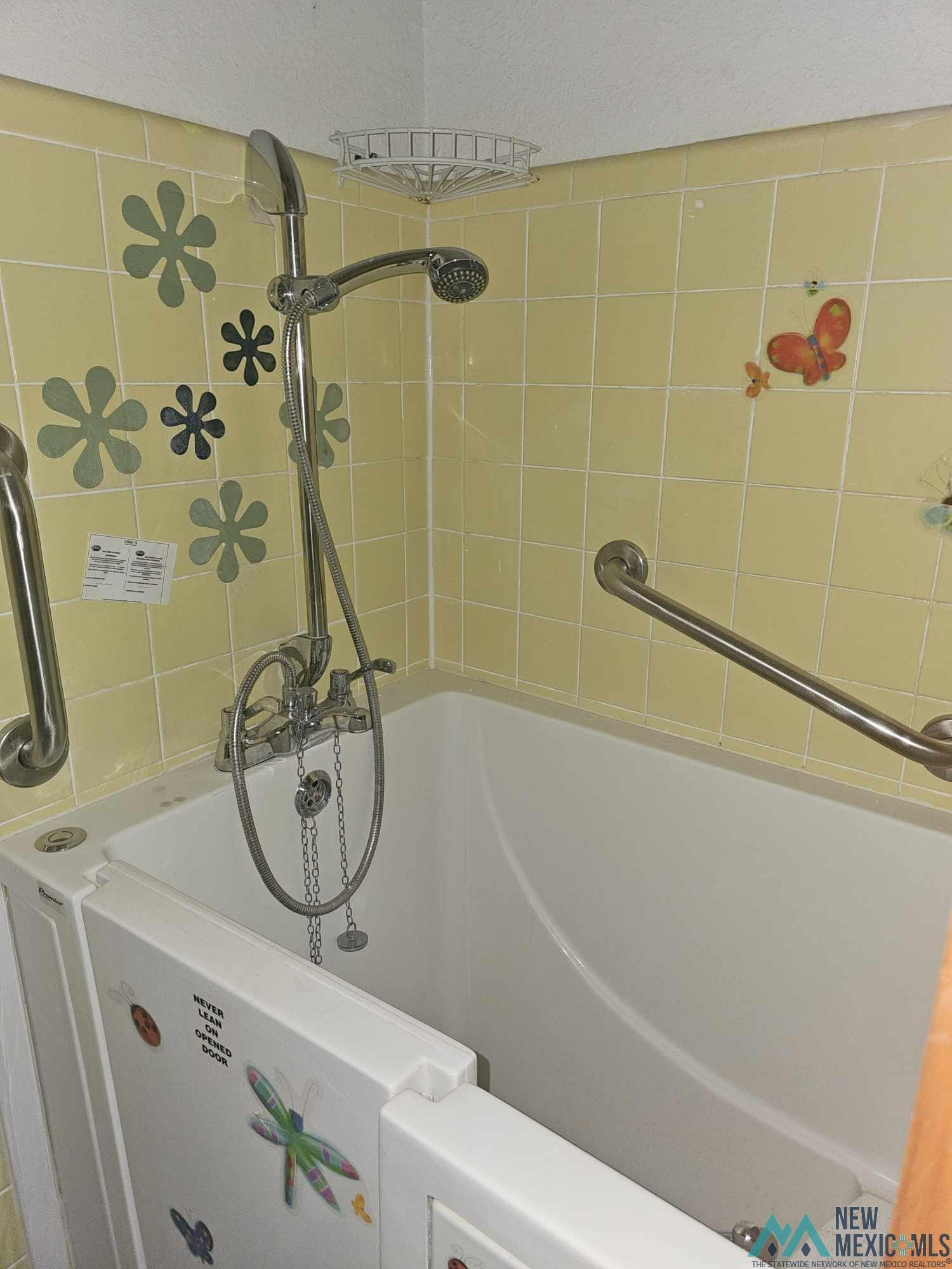 Clovis, New Mexico 88101, United States, 3 Bedrooms Bedrooms, ,2 BathroomsBathrooms,Residential,Pending,59200