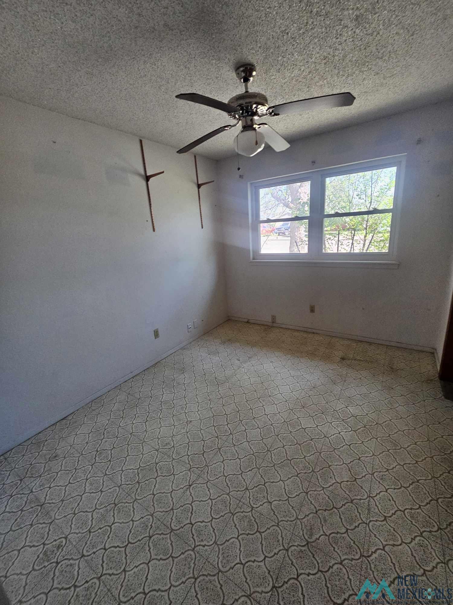 Clovis, New Mexico 88101, United States, 3 Bedrooms Bedrooms, ,2 BathroomsBathrooms,Residential,Pending,59200