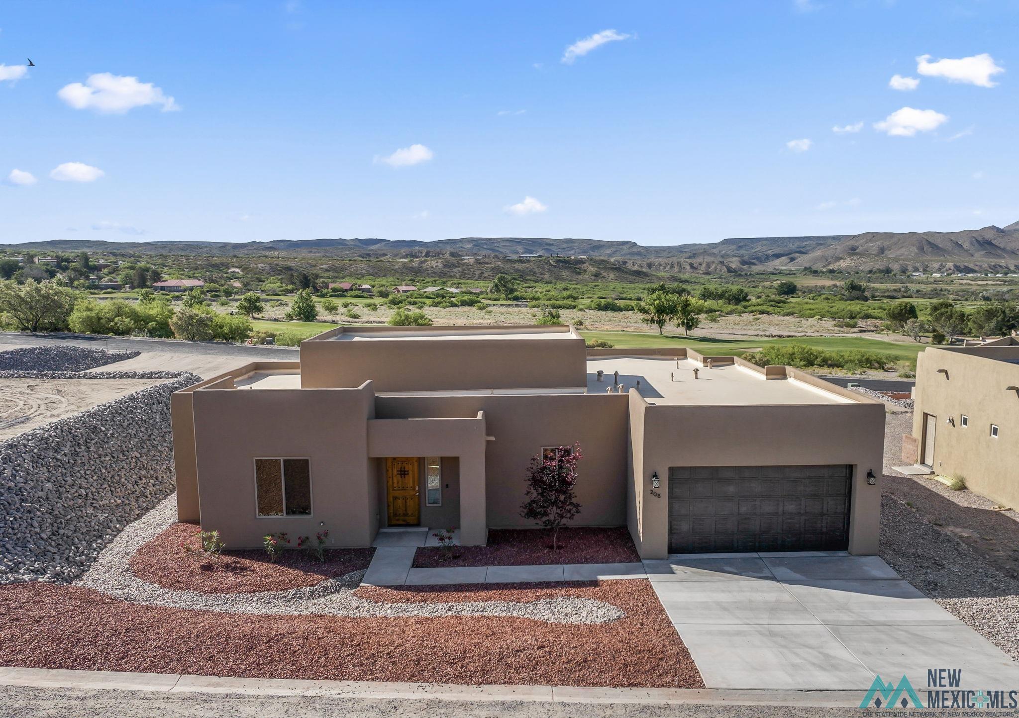 202 Tierra Verde Road, Elephant Butte, New Mexico image 4