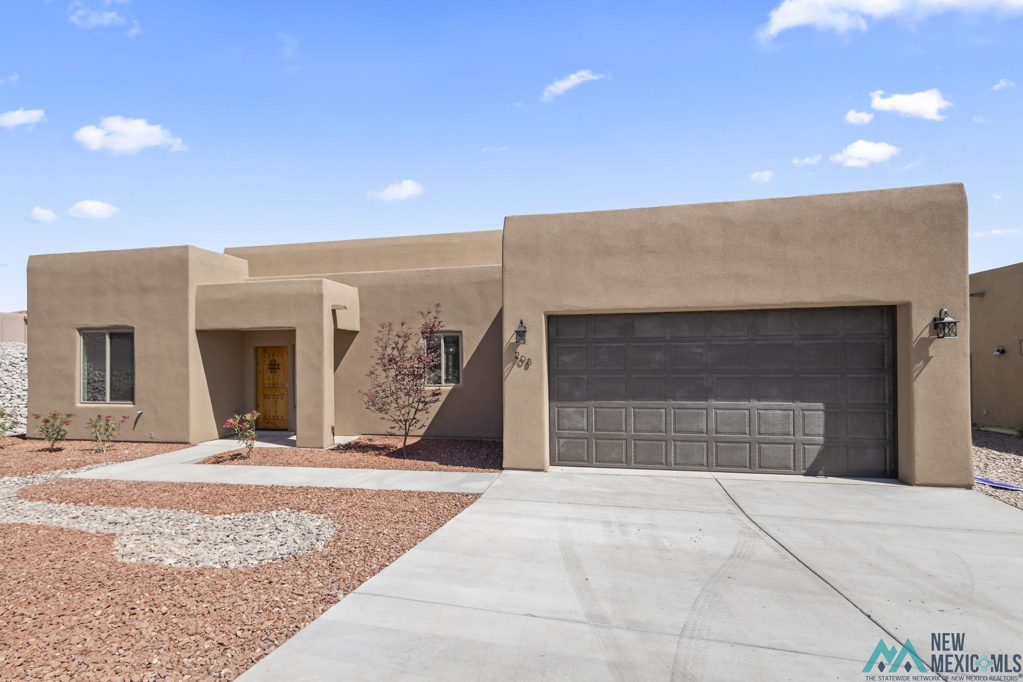 202 Tierra Verde Road, Elephant Butte, New Mexico image 2