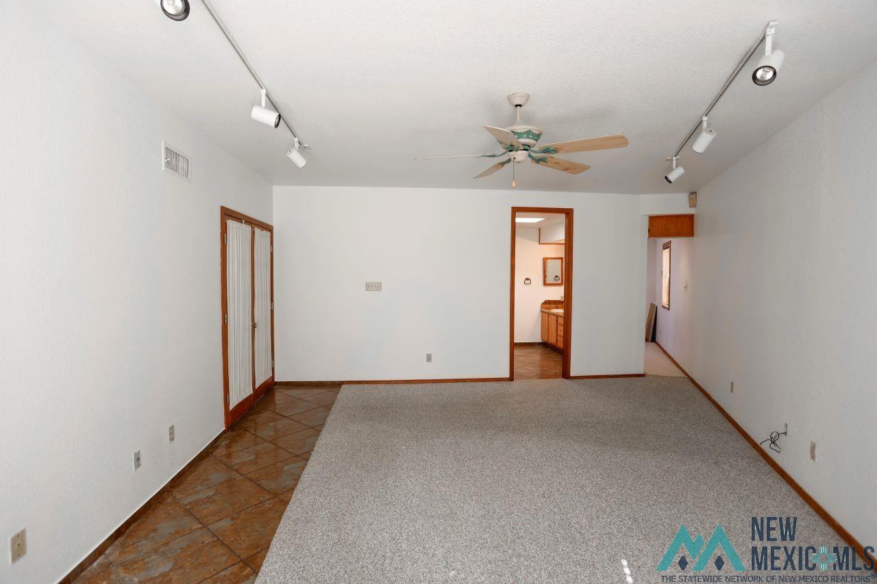 1710 E Loretta Lane, Carlsbad, New Mexico image 30