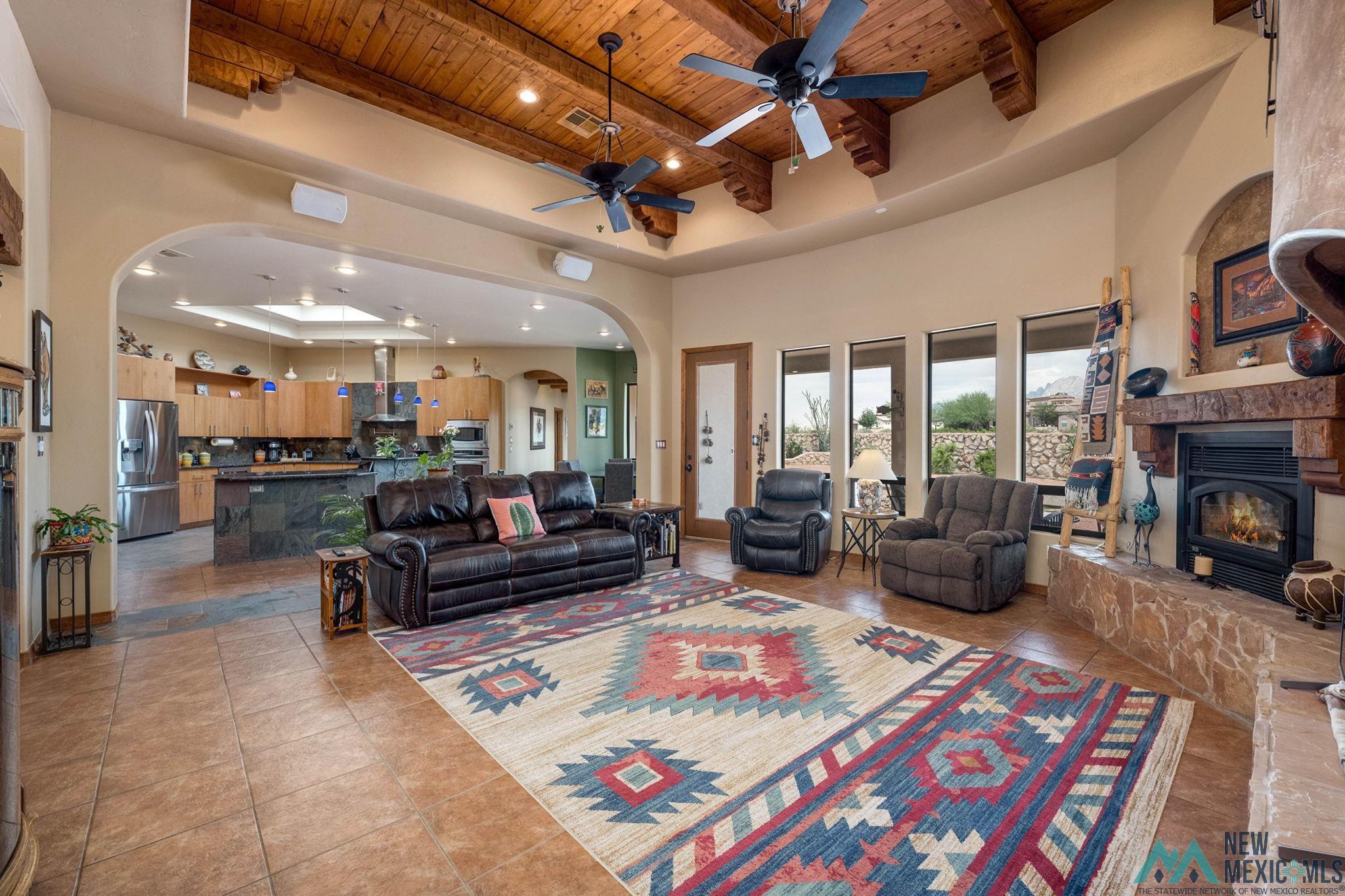 5055 Achenbach Court, Las Cruces, Texas image 2