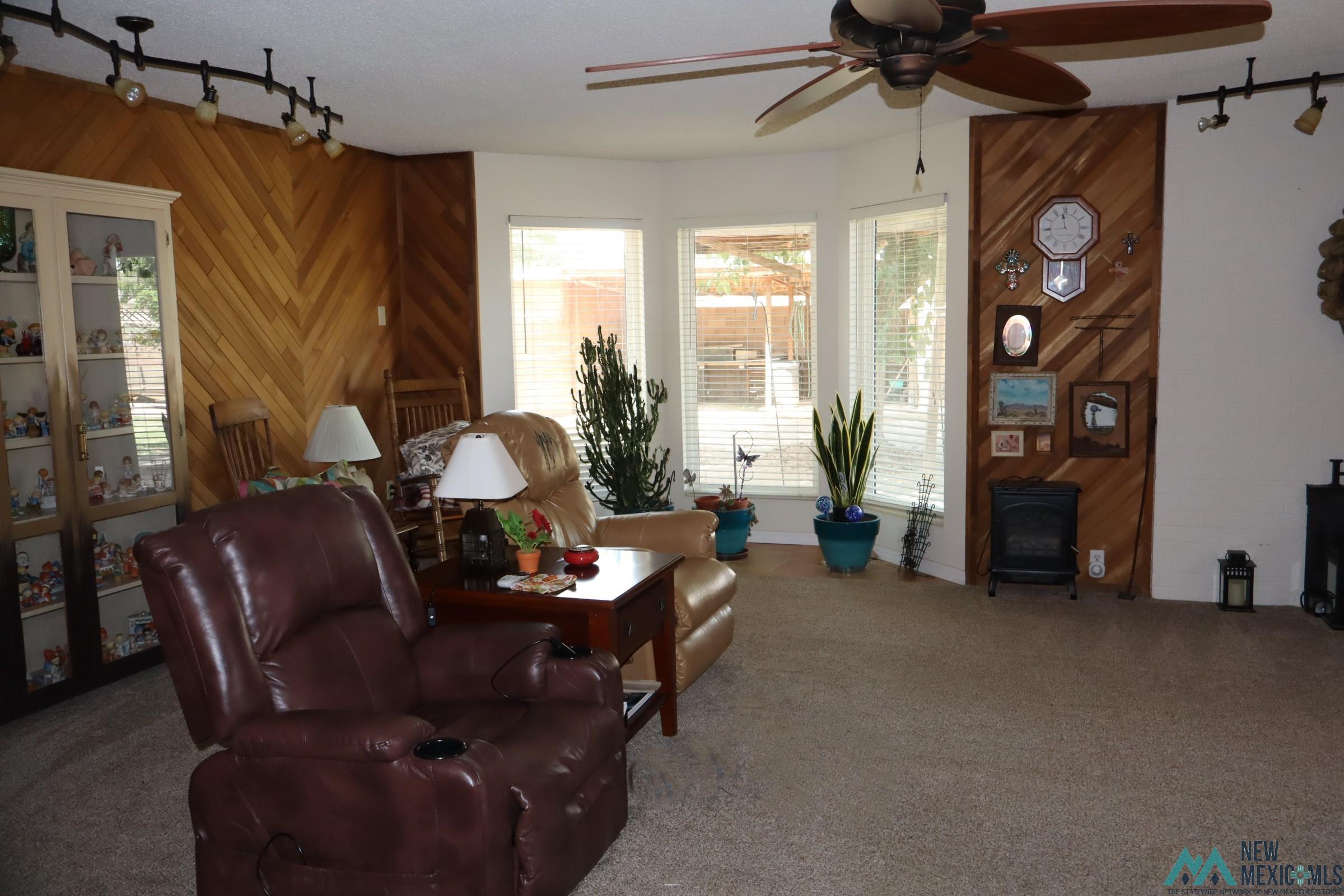 1102 S Saddler Street, Deming, Texas image 16