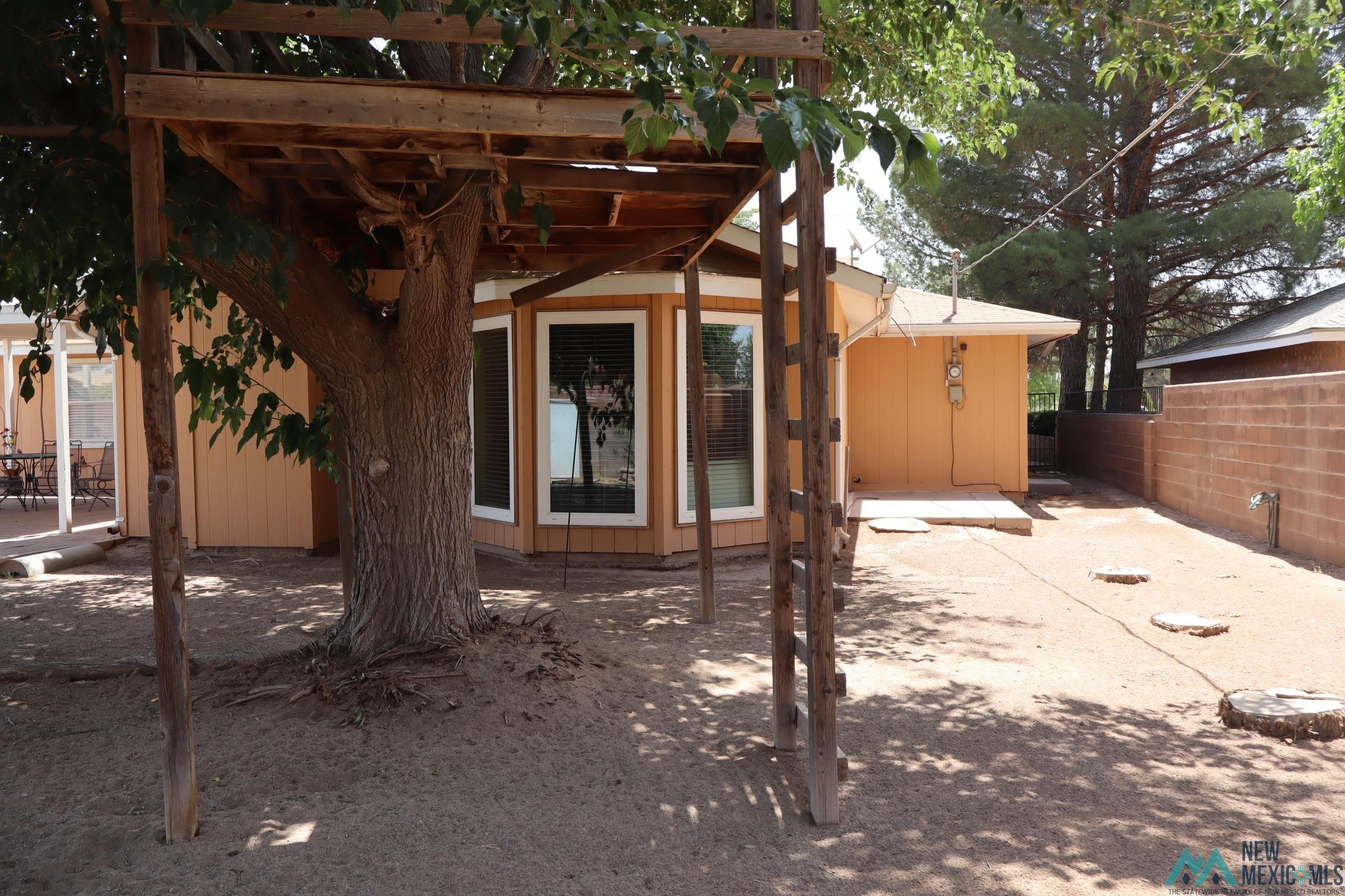 1102 S Saddler Street, Deming, Texas image 25