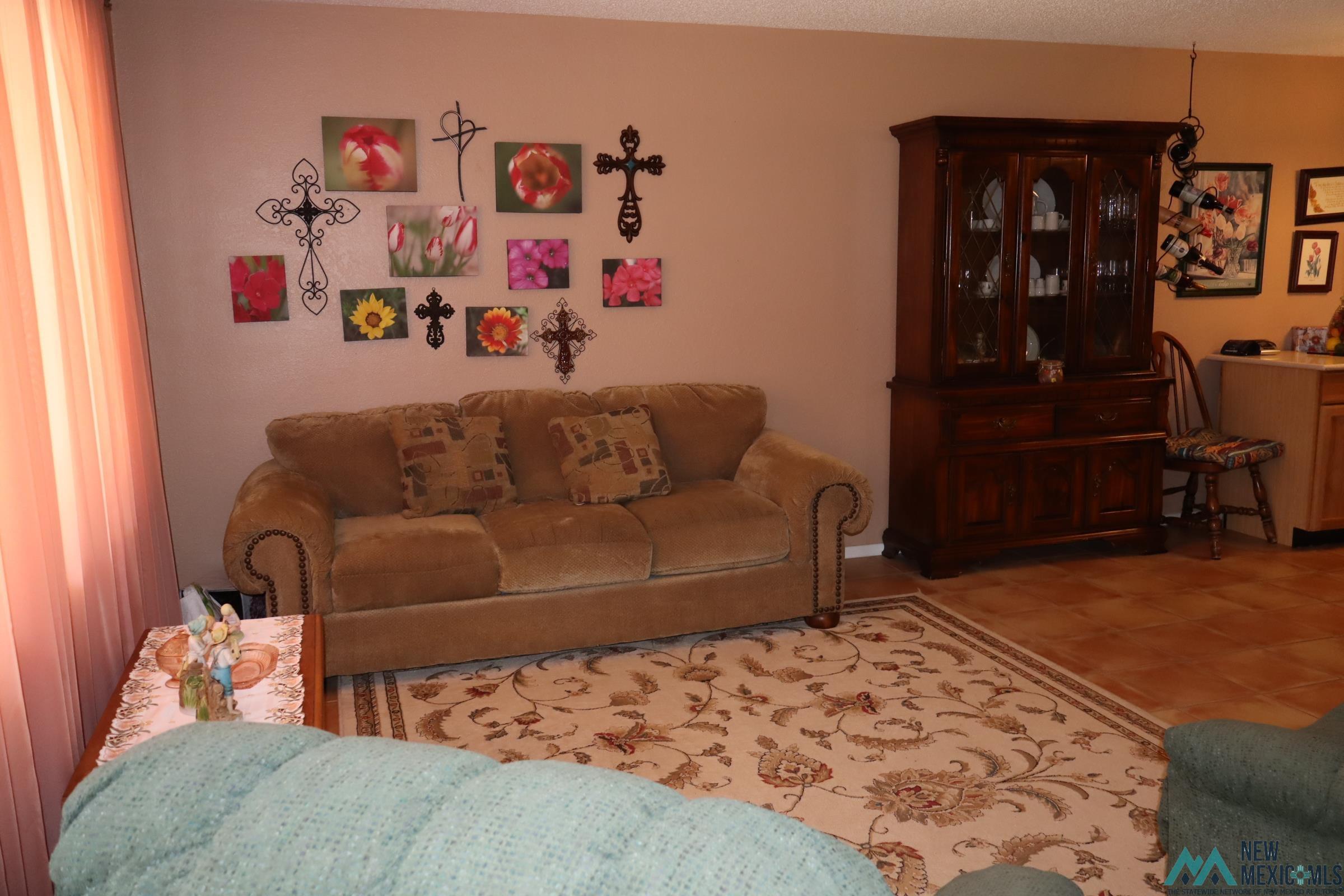 1102 S Saddler Street, Deming, Texas image 4