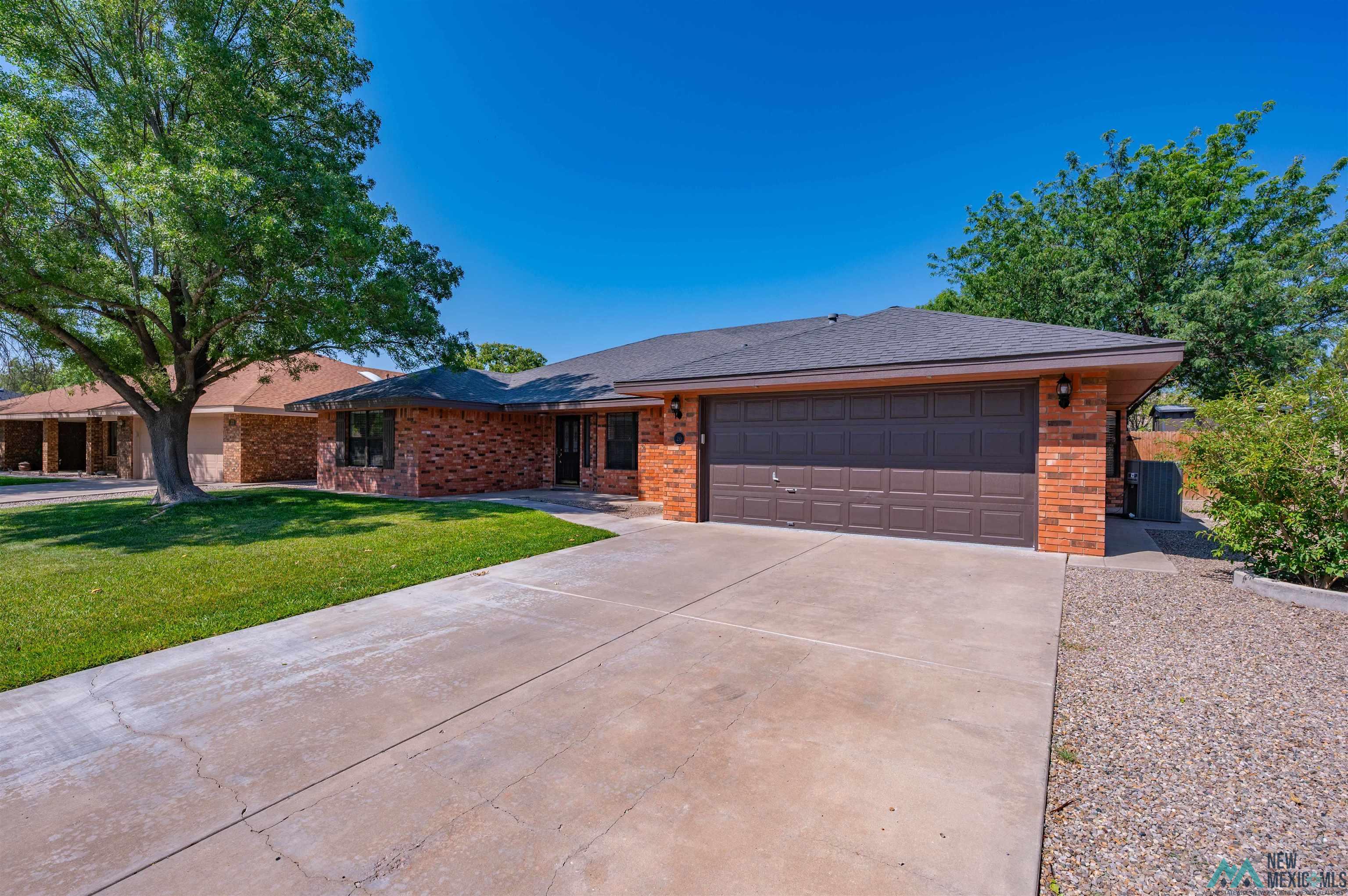 Roswell, New Mexico 88201, United States, 4 Bedrooms Bedrooms, ,2 BathroomsBathrooms,Residential,Active,192157