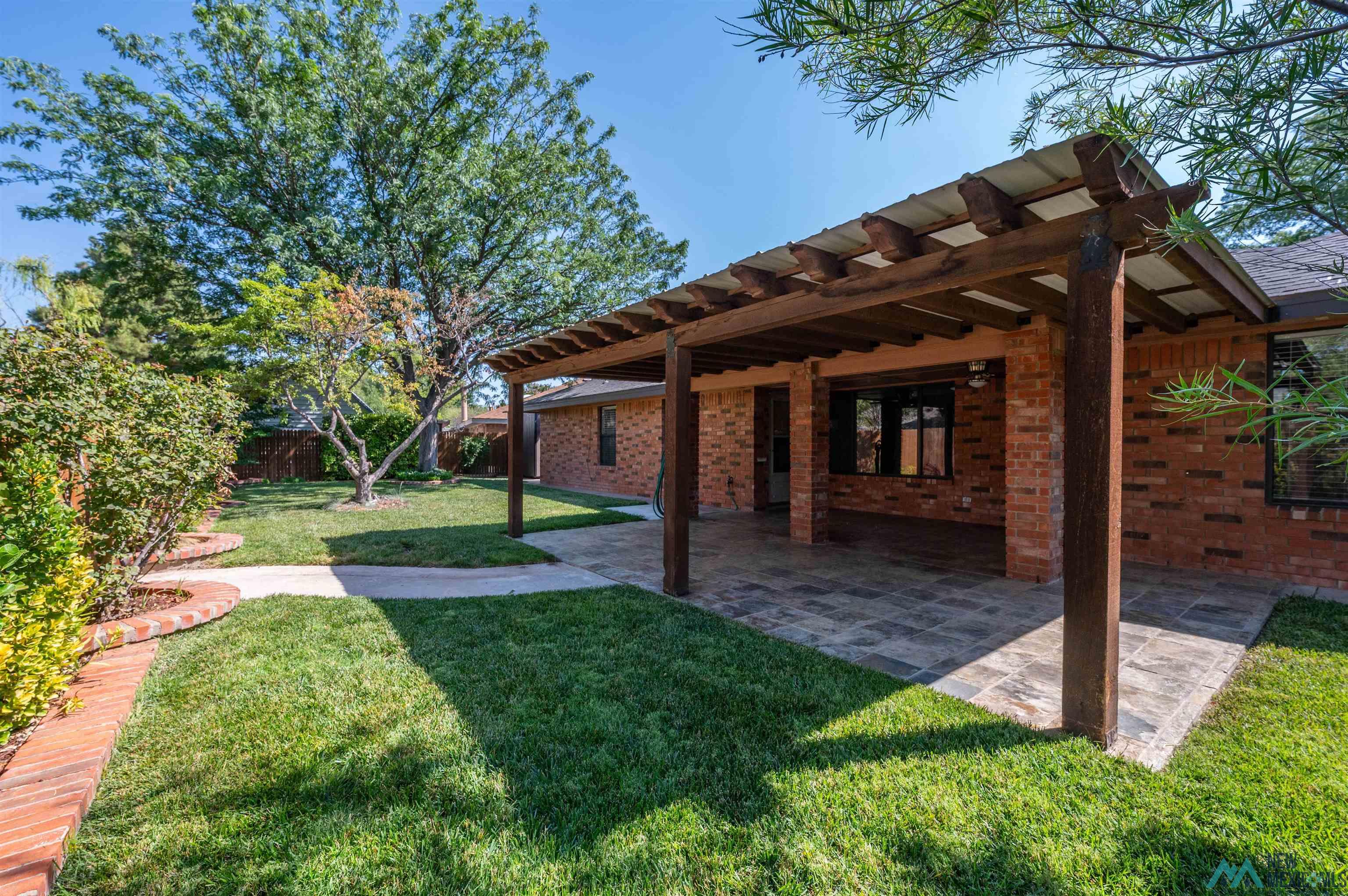 Roswell, New Mexico 88201, United States, 4 Bedrooms Bedrooms, ,2 BathroomsBathrooms,Residential,Active,192157