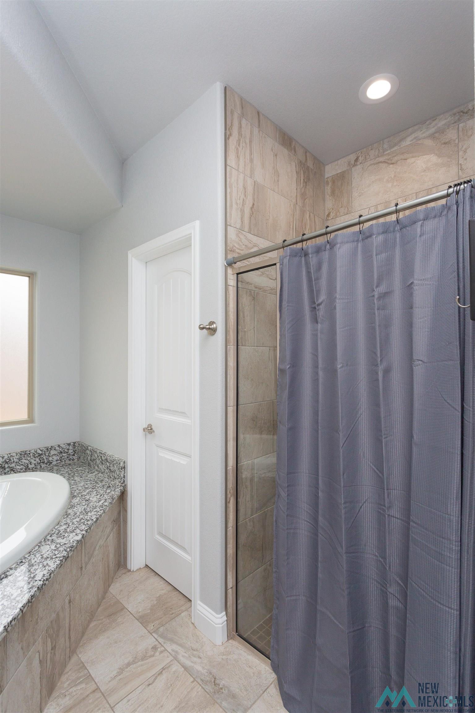 38 Ironwood Place, Roswell, Texas image 31