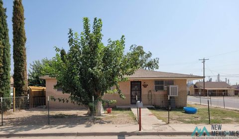 Homes For Sale - 1002 N 4th Street<br/> Eddy County, Artesia, NM 88210