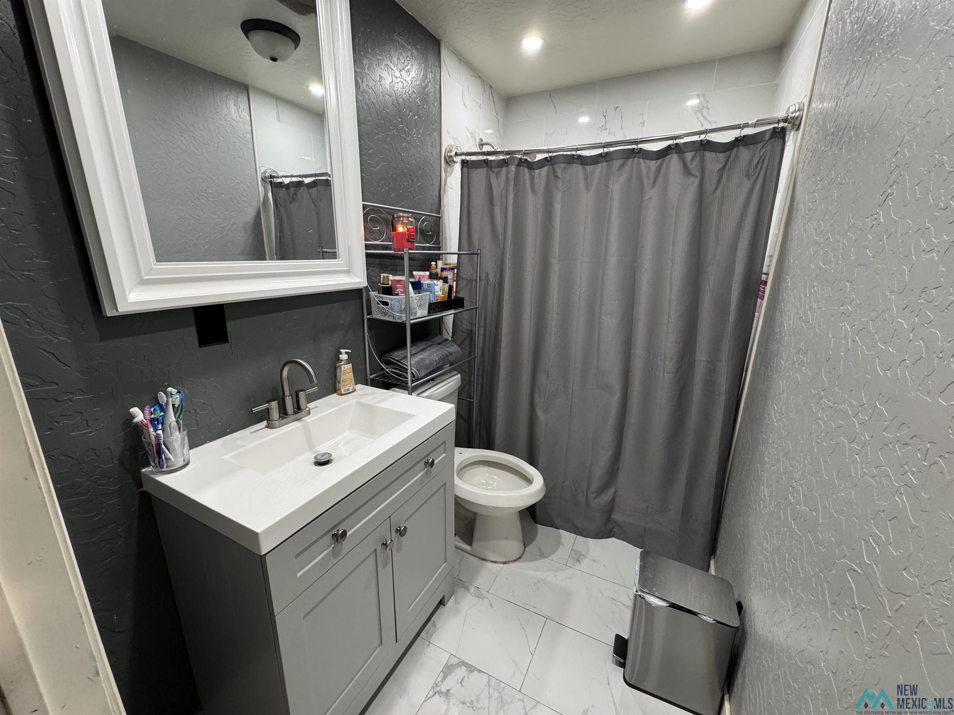 1213 S Perry Drive, Hobbs, Texas image 7