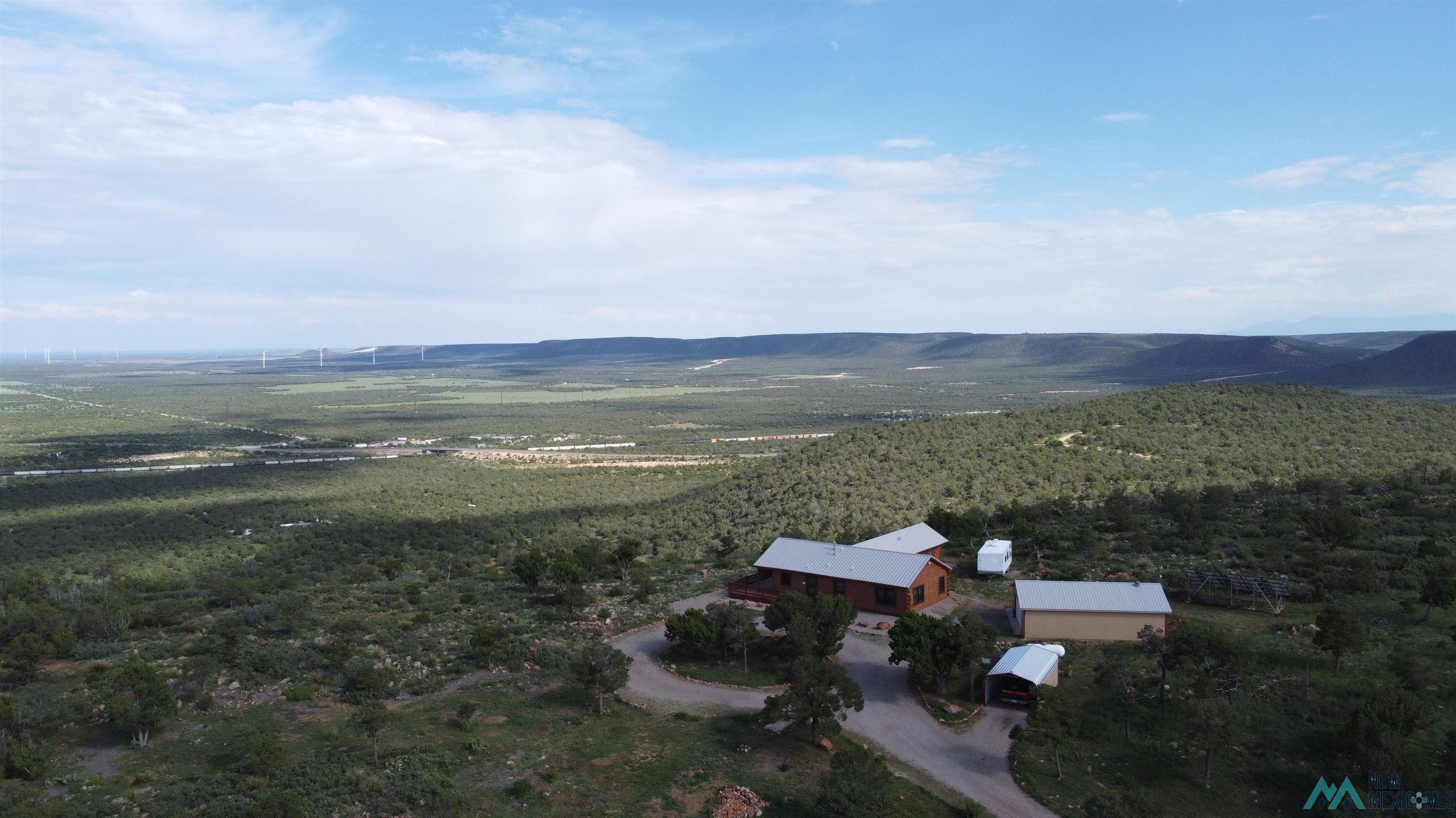 51 Crow Bait Trail, Corona, New Mexico image 2
