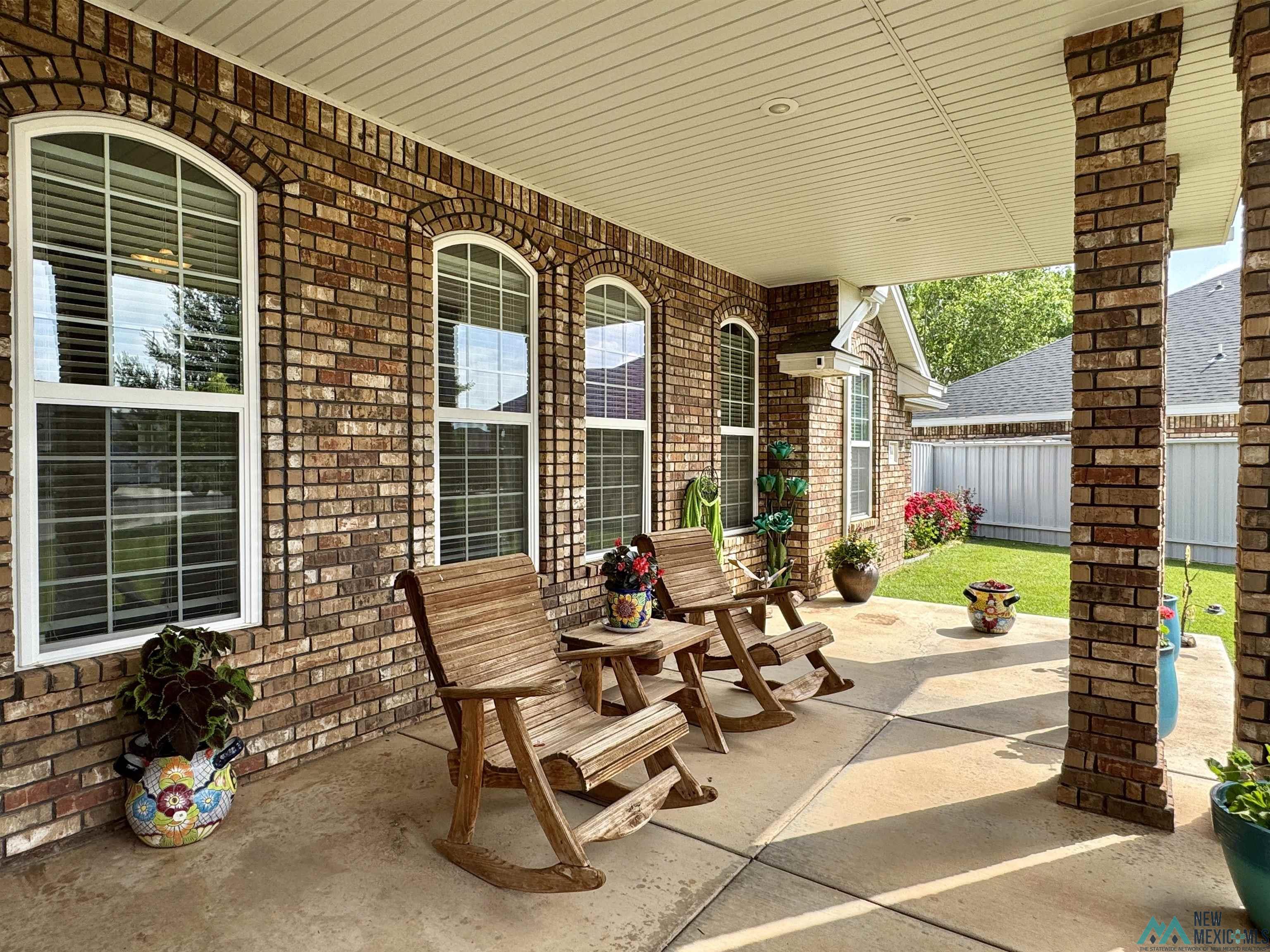 704 Providence Circle, Clovis, Texas image 2