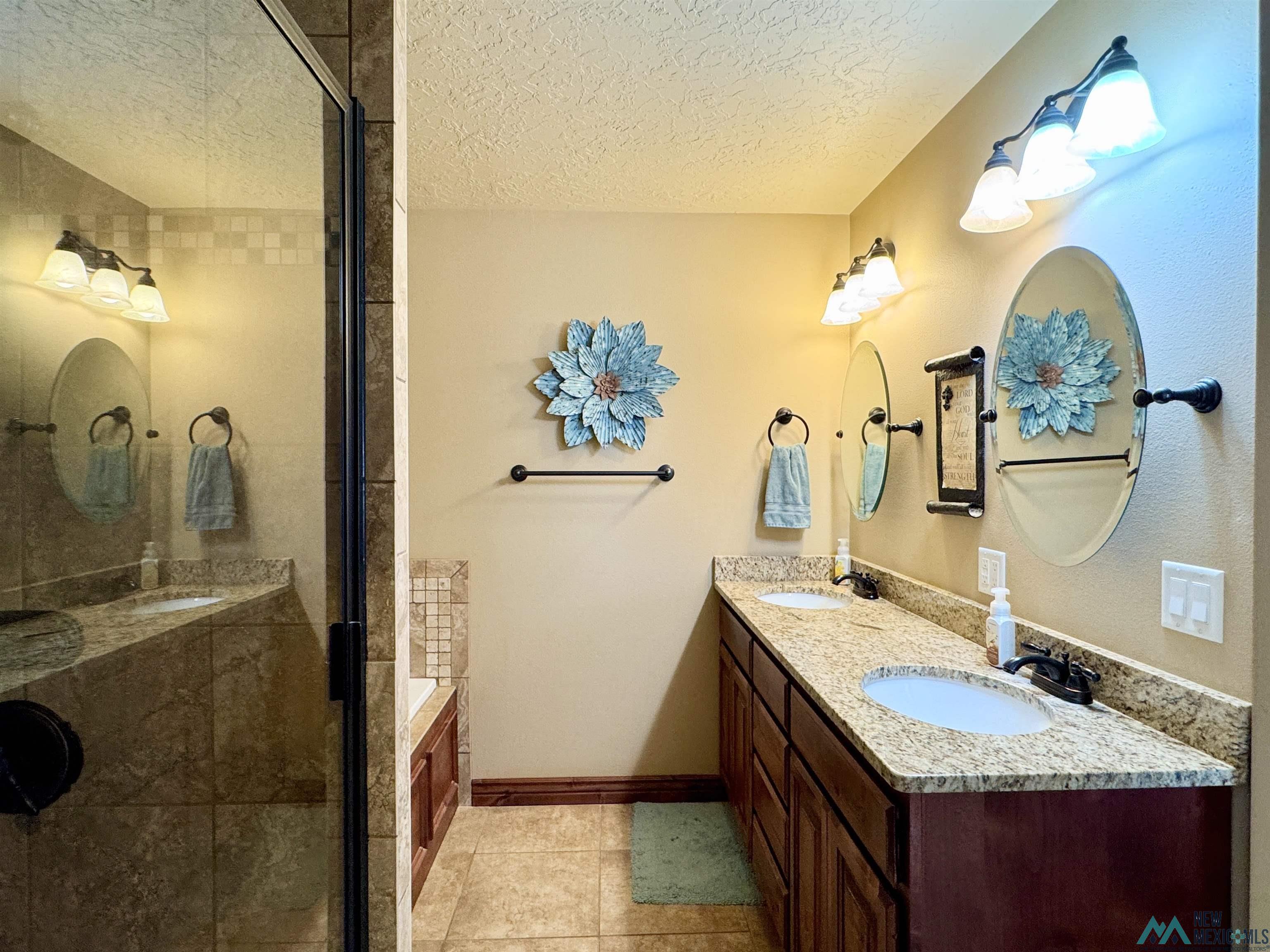 704 Providence Circle, Clovis, Texas image 18