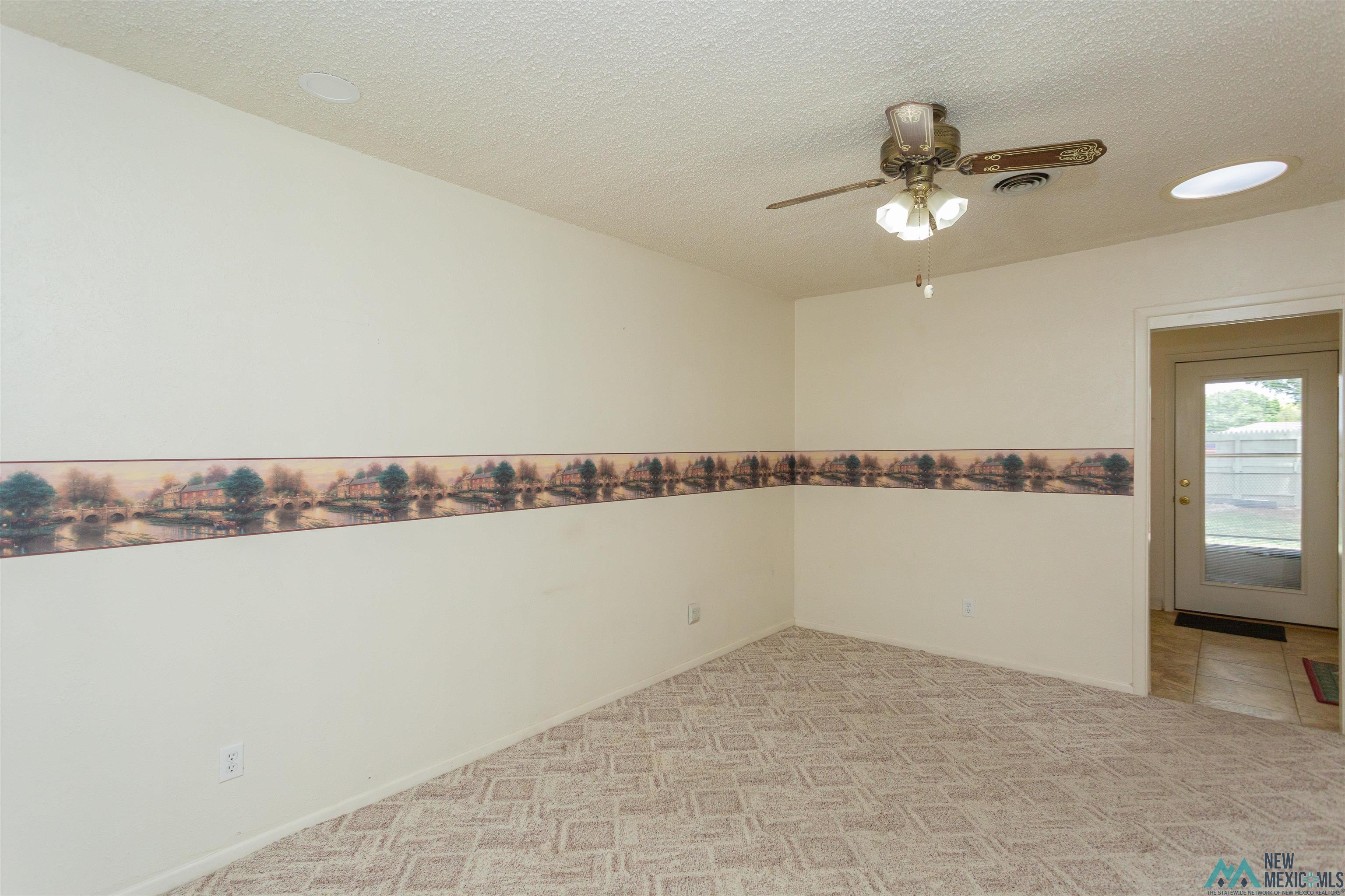 3011 N Garden Avenue, Roswell, Texas image 24