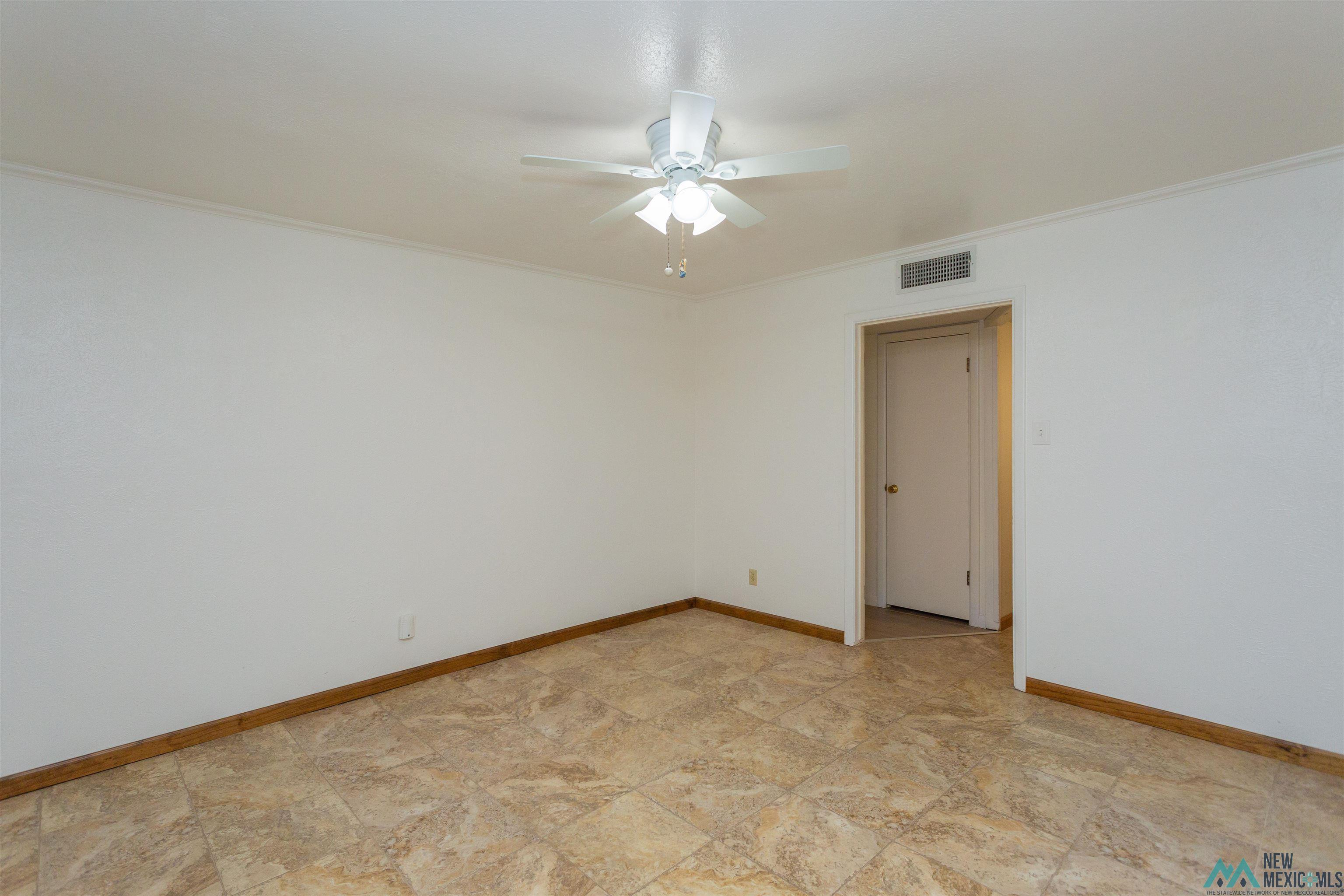 3011 N Garden Avenue, Roswell, Texas image 14