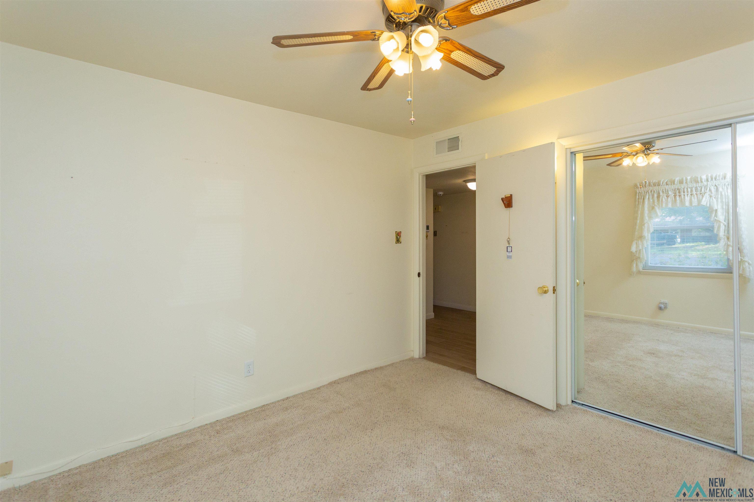 3011 N Garden Avenue, Roswell, Texas image 35