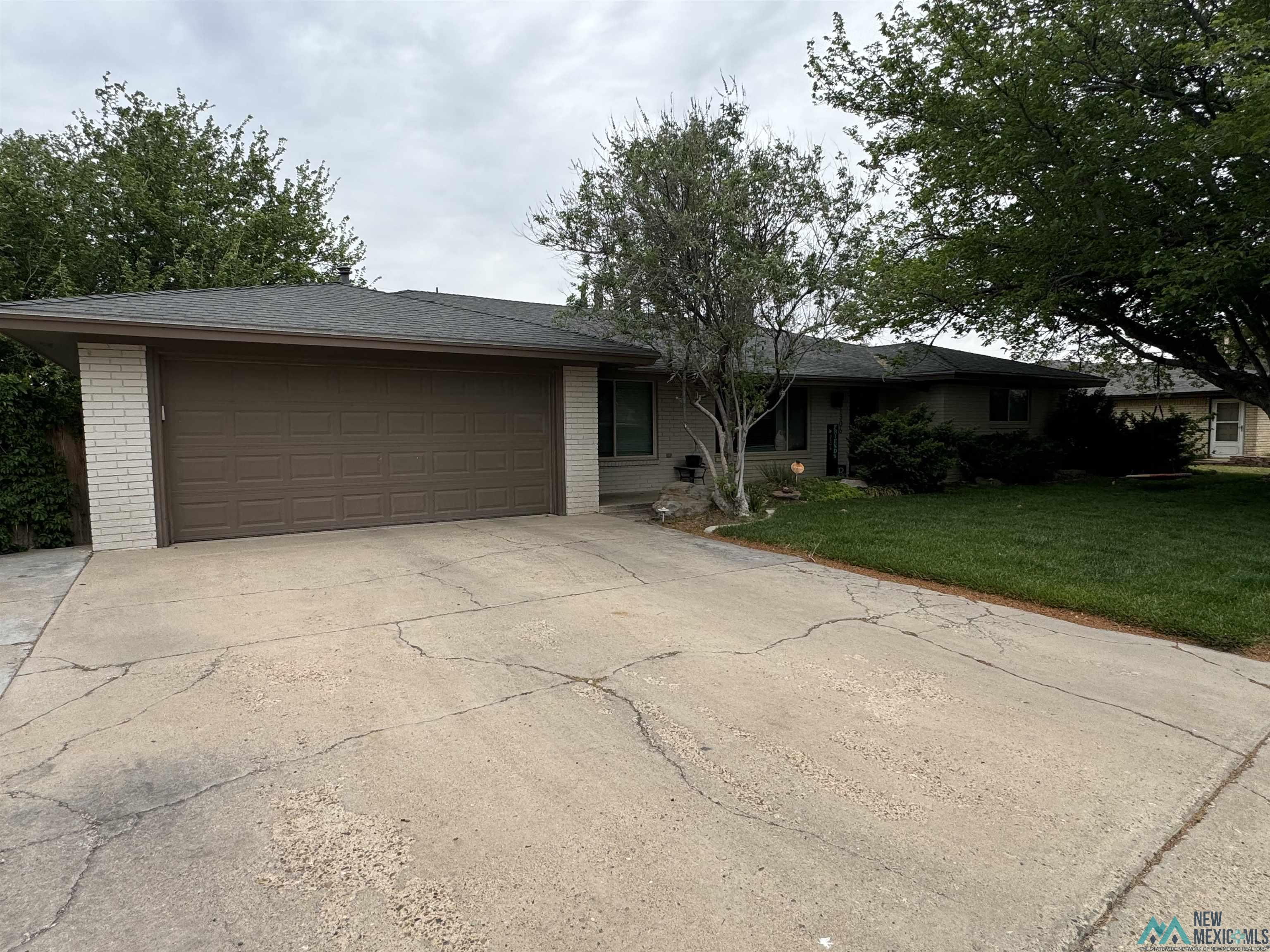 1306 W Taos Street, Hobbs, Texas image 2