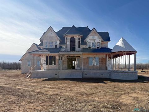 Homes For Sale - 2580 Milky Way<br/> Chaves County, Roswell, NM 88203