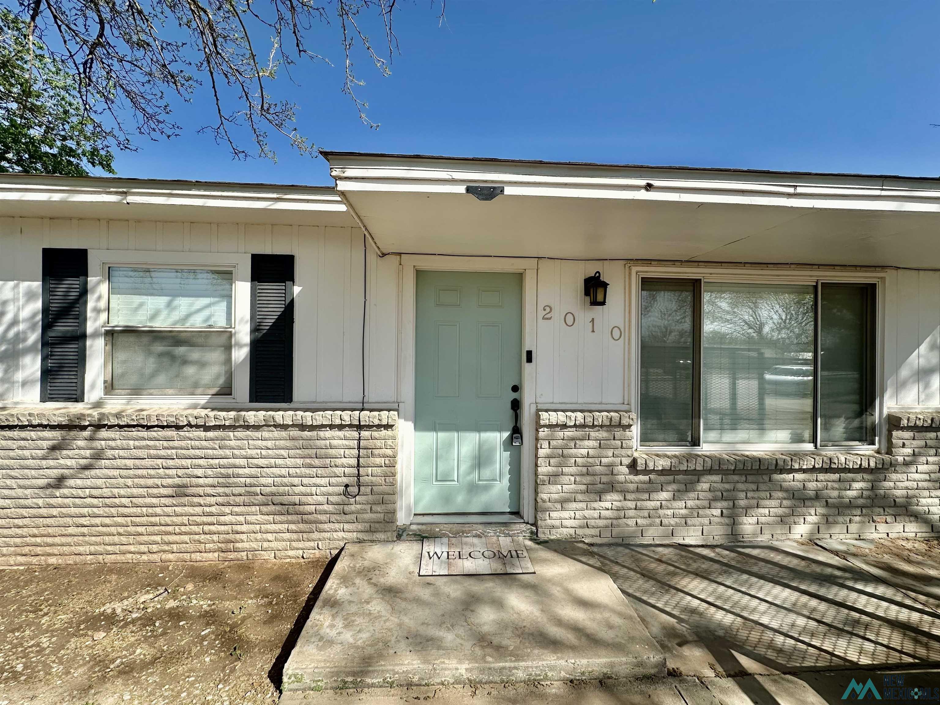 2010 W Sears Avenue, Artesia, New Mexico image 2