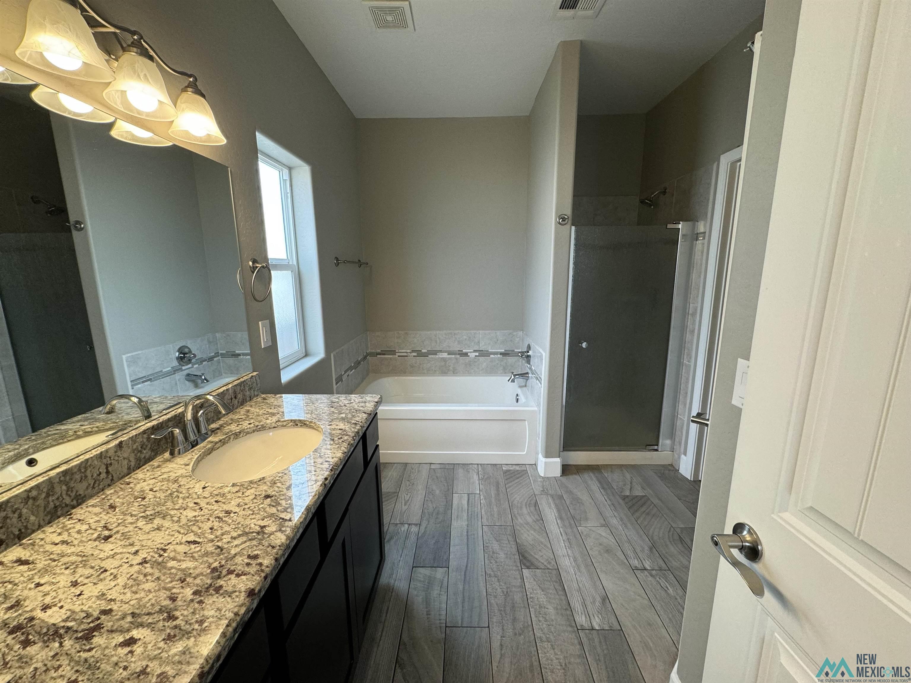 5208 W Big Red Road, Hobbs, Texas image 9