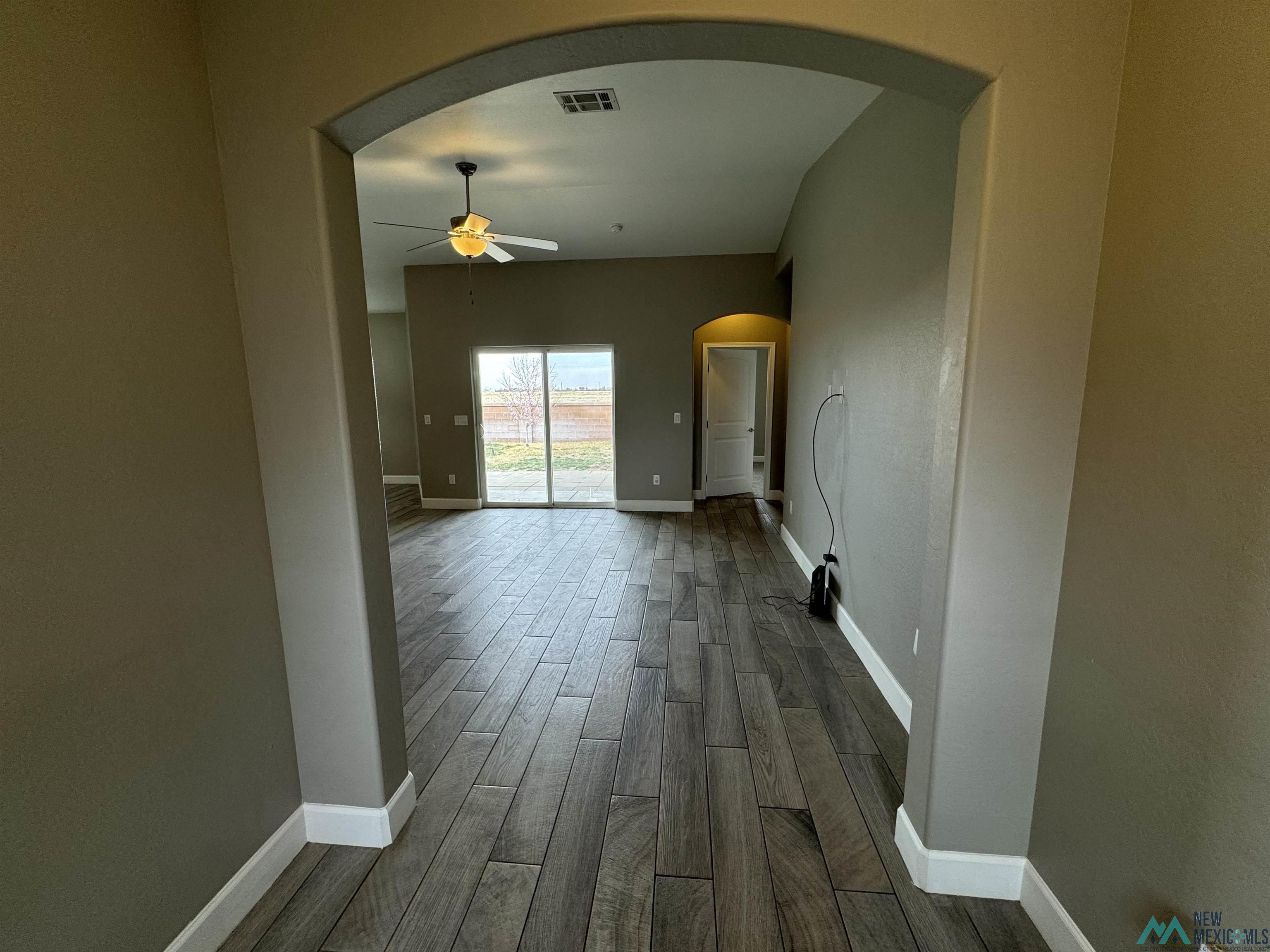 5208 W Big Red Road, Hobbs, Texas image 5