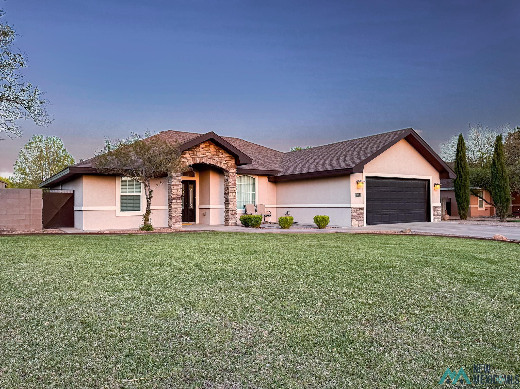 1007 Le Ann Drive, Roswell, Texas image 2