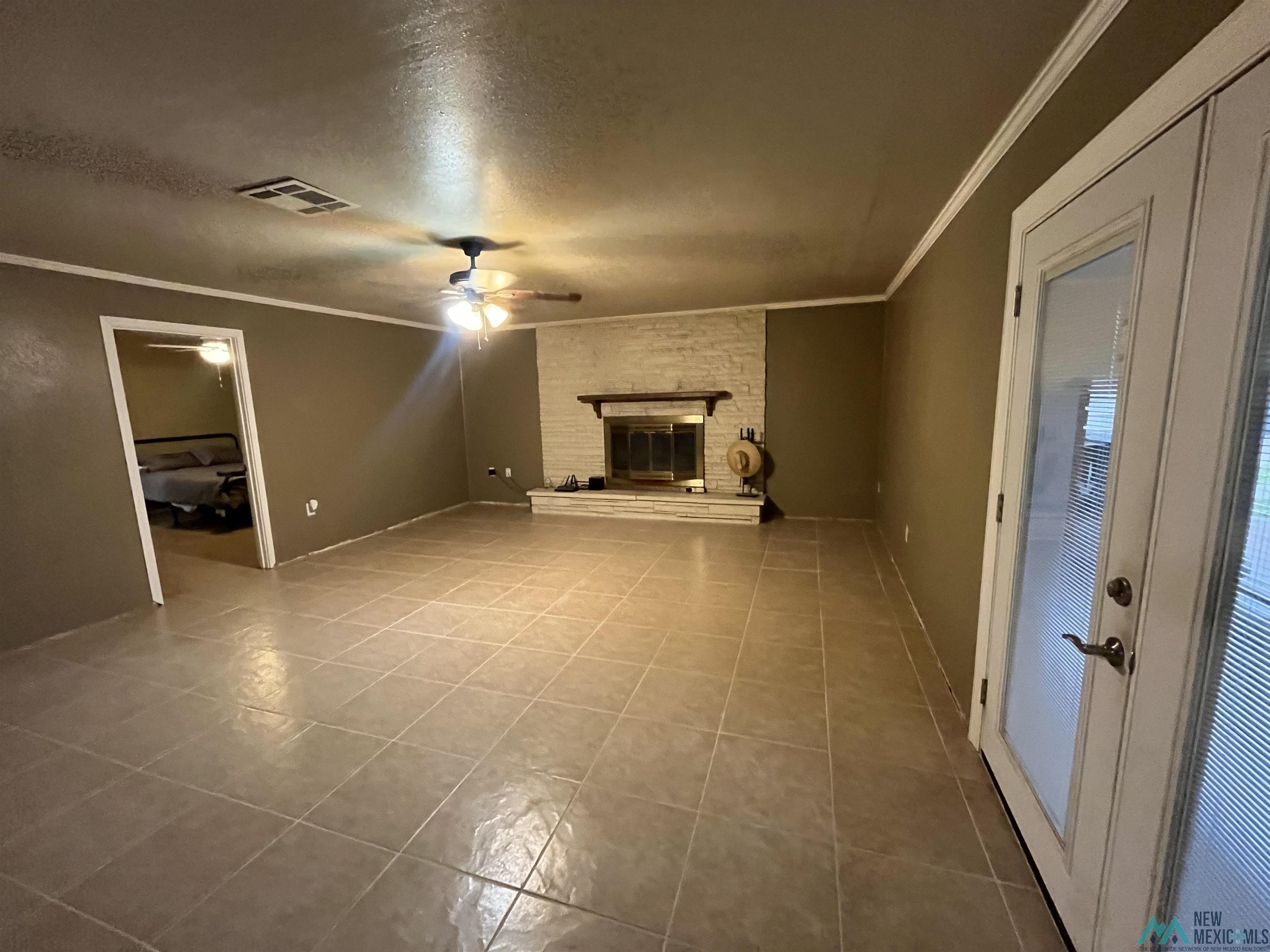 1802 N Steven Drive, Hobbs, Texas image 8
