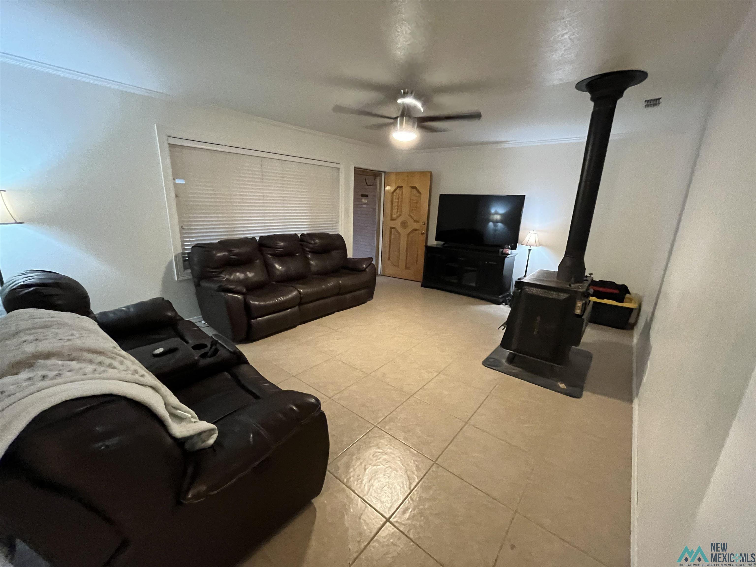 1802 N Steven Drive, Hobbs, Texas image 4