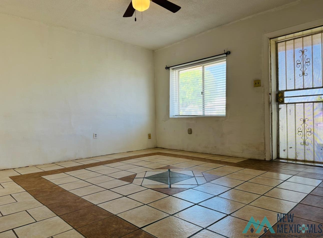1511 S Poplar Avenue, Roswell, Texas image 8