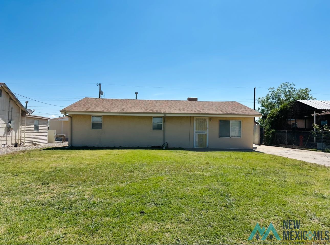 1511 S Poplar Avenue, Roswell, Texas image 1