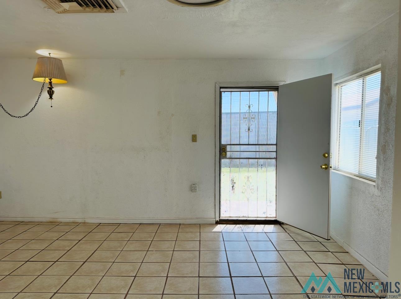 1511 S Poplar Avenue, Roswell, Texas image 34