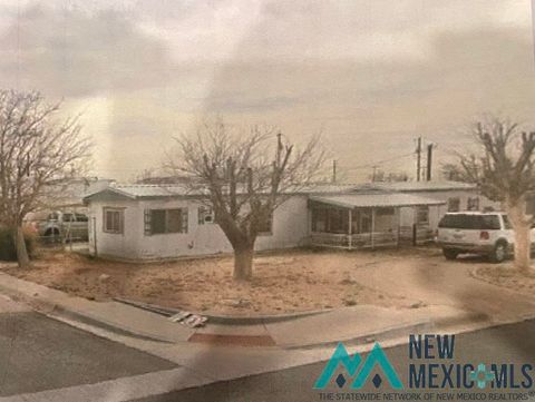 Mobile Home For Sale - 322 N 5th Street<br/> Jal, NM 88252