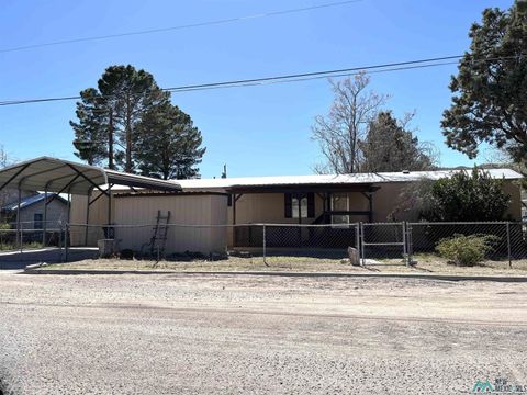 Mobile Home For Sale - 700 Carmen Street<br/> Sierra County, Williamsburg, NM 87942