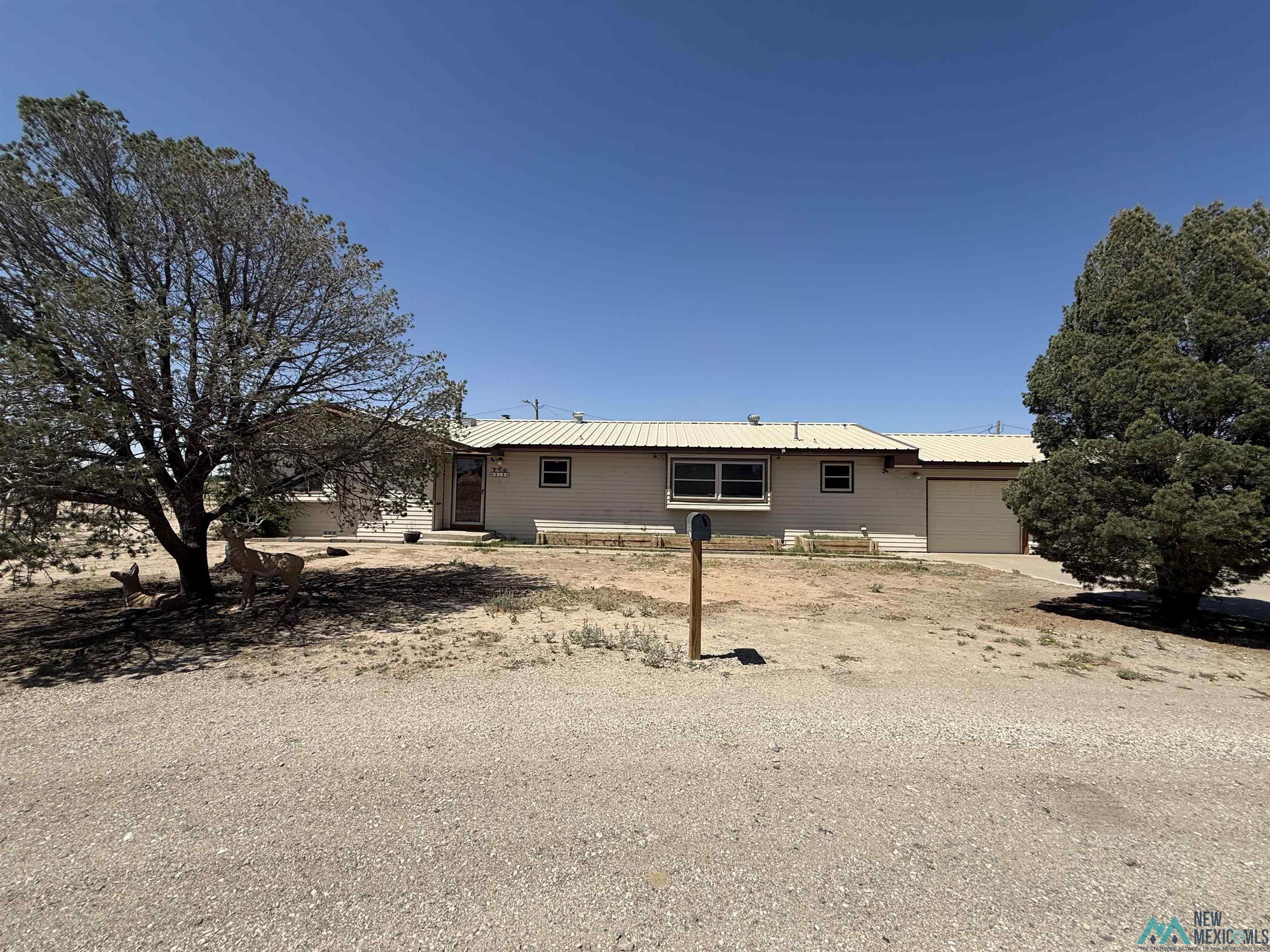 910 W Fairgounds Road, Artesia, Texas image 1