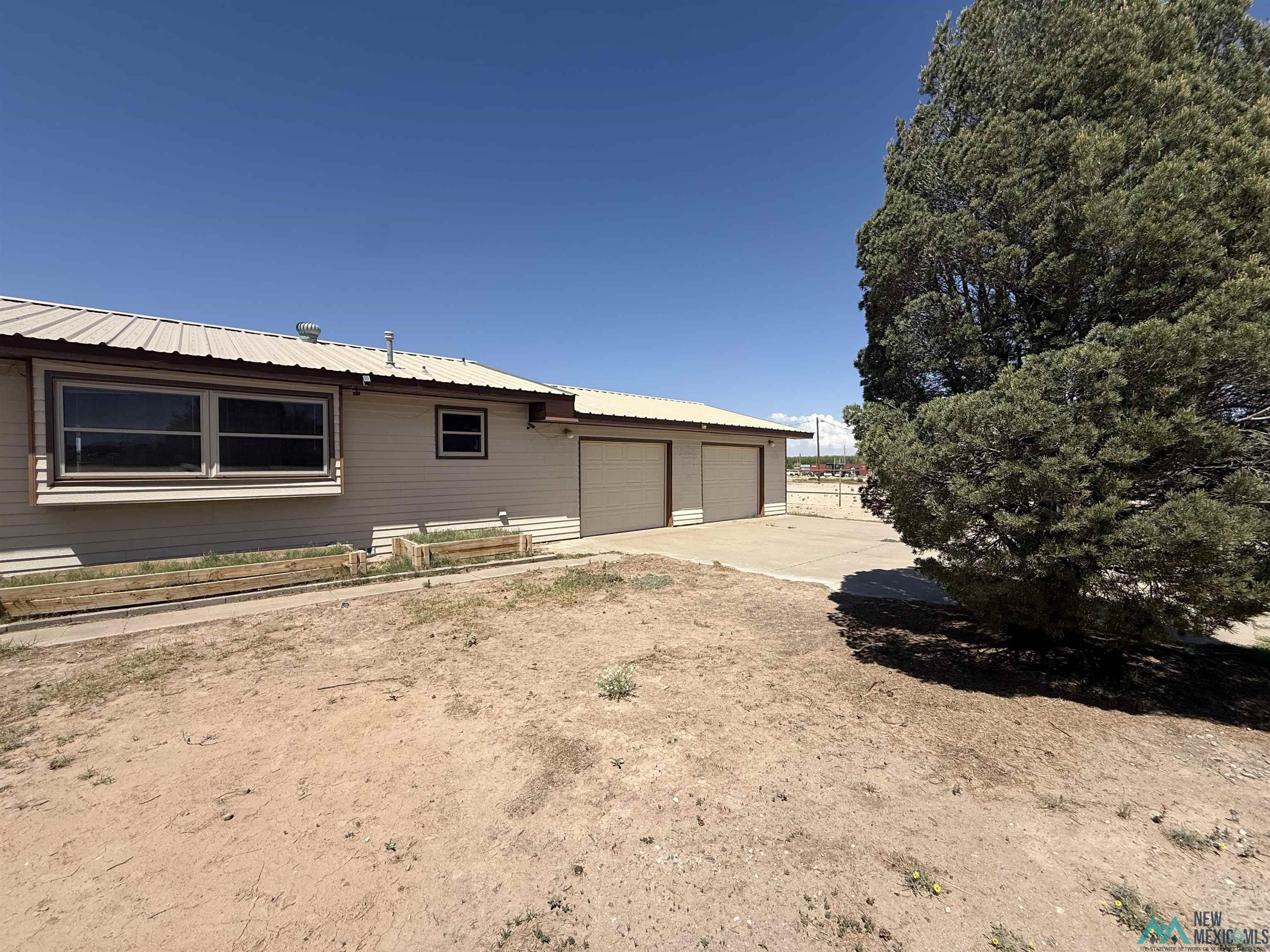 910 W Fairgounds Road, Artesia, Texas image 3