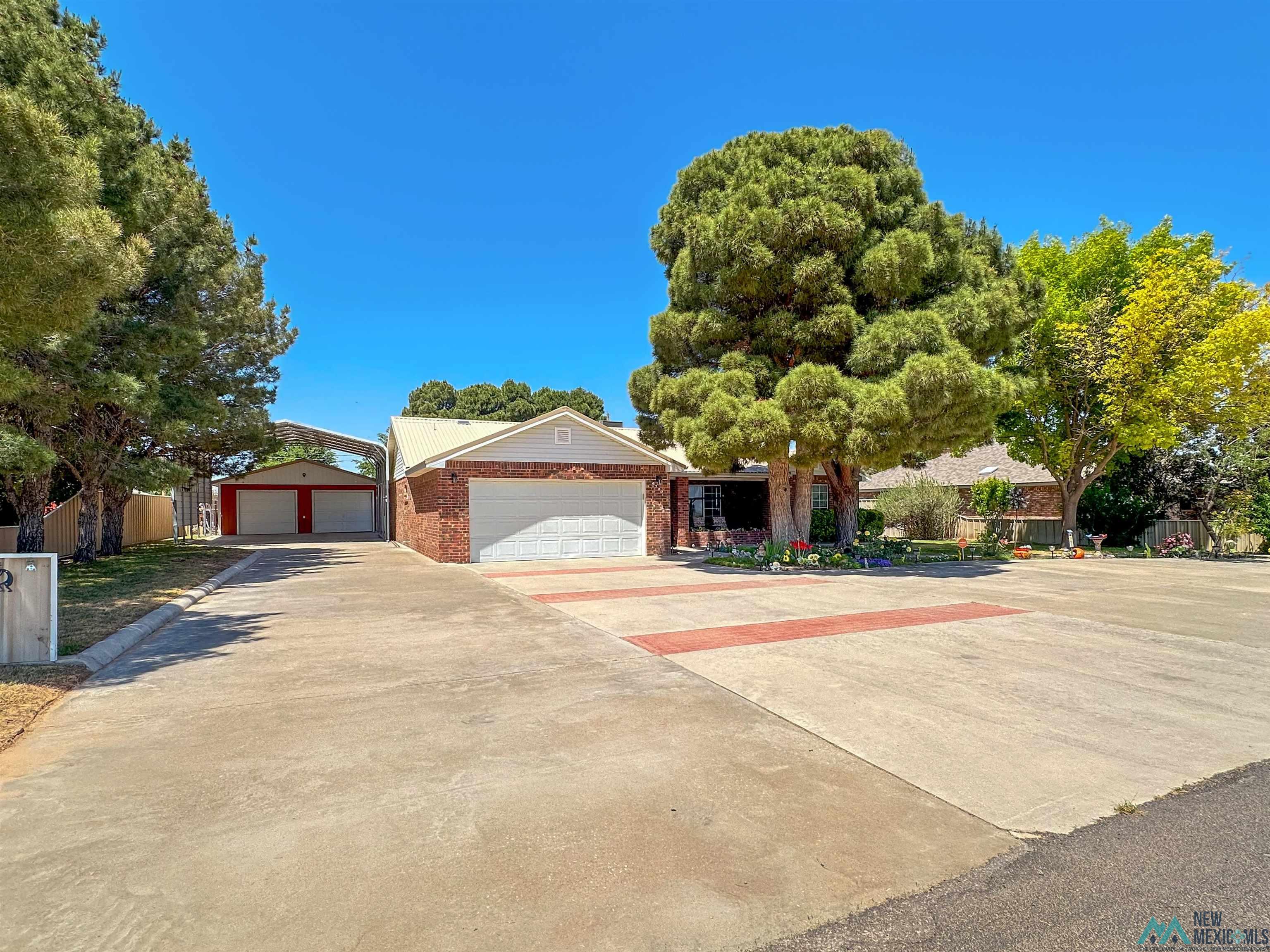 4707 Caballero Drive, Carlsbad, Texas image 2