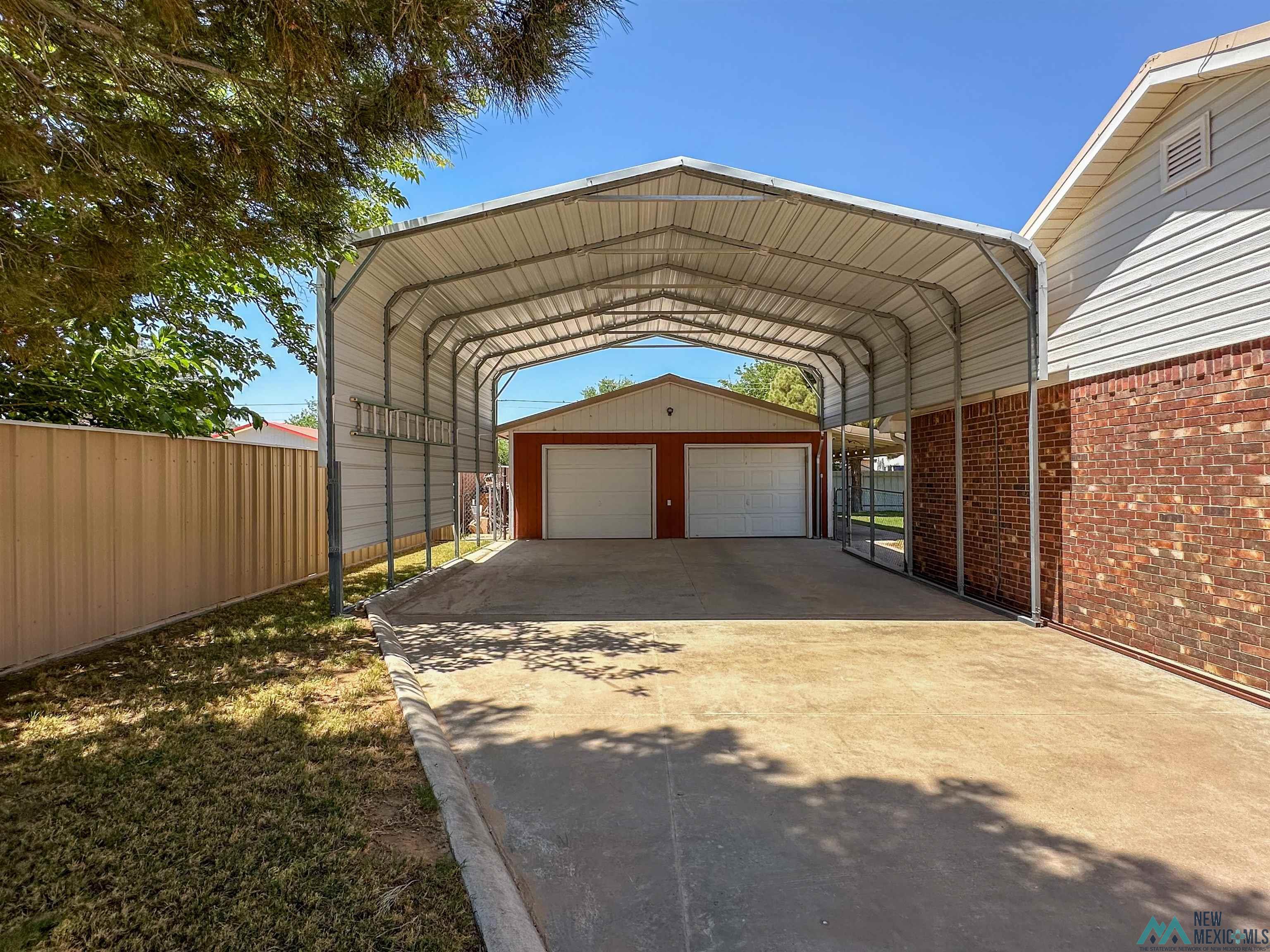 4707 Caballero Drive, Carlsbad, Texas image 7