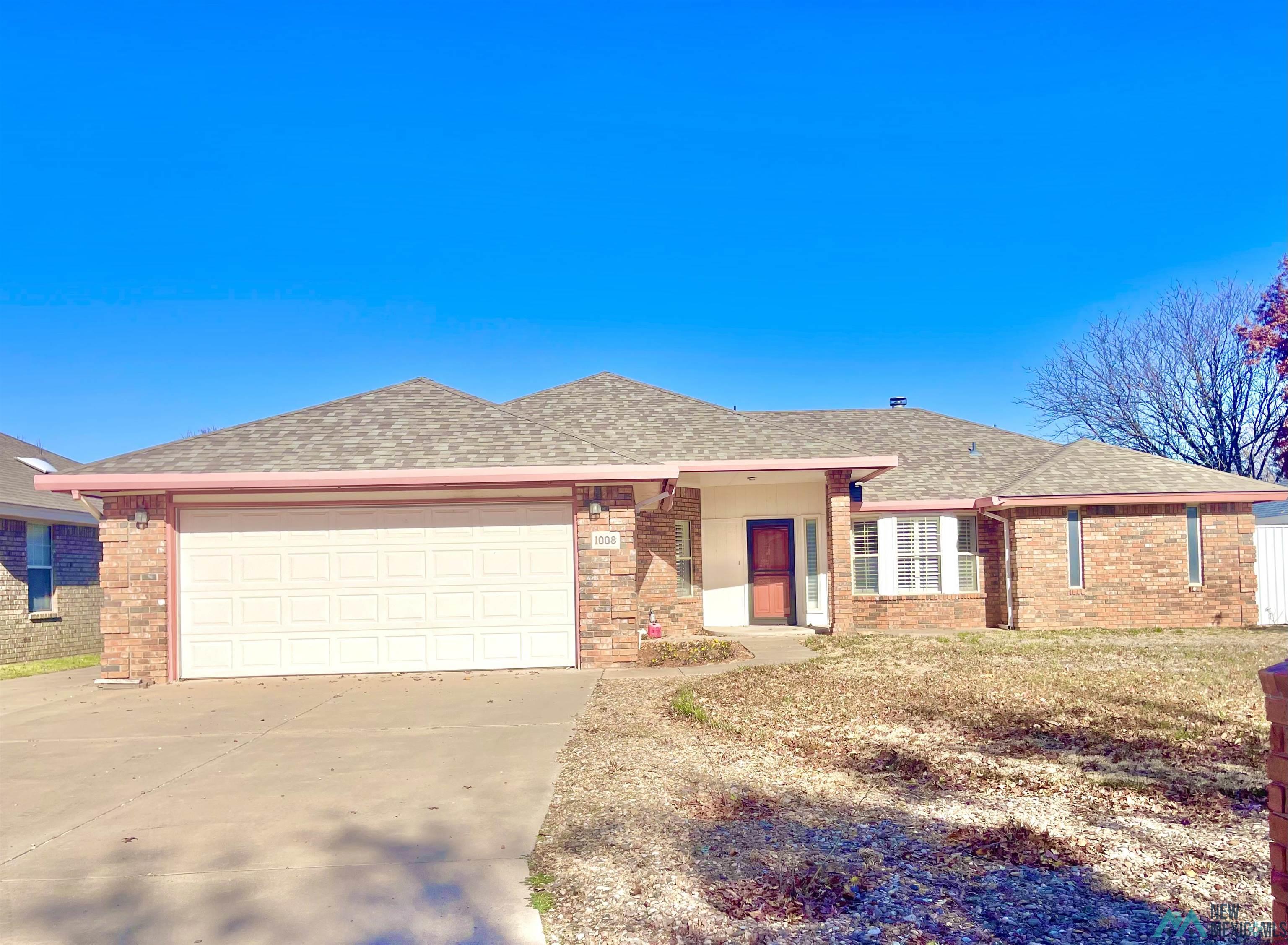 1008 W Rosewood Drive, Clovis, Texas image 3