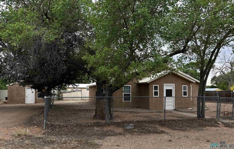 Homes For Sale - 381 E Lake Avenue<br/> Fort Sumner, NM 88119