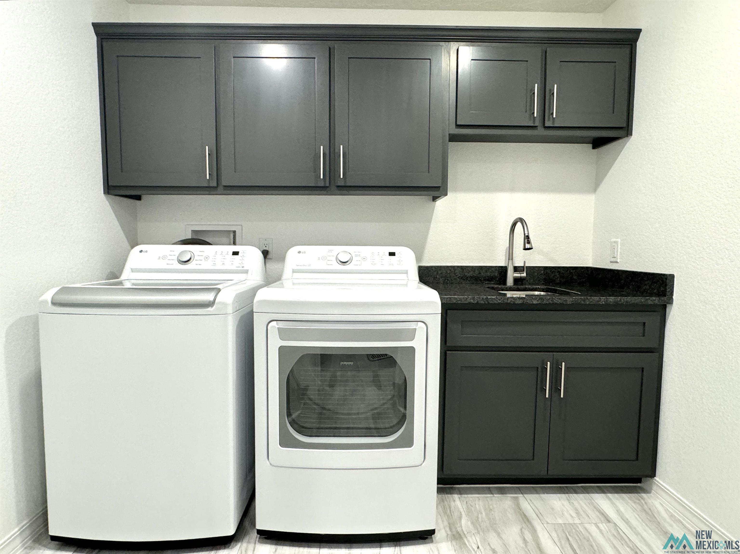 2621 Northglen Drive, Clovis, Texas image 32