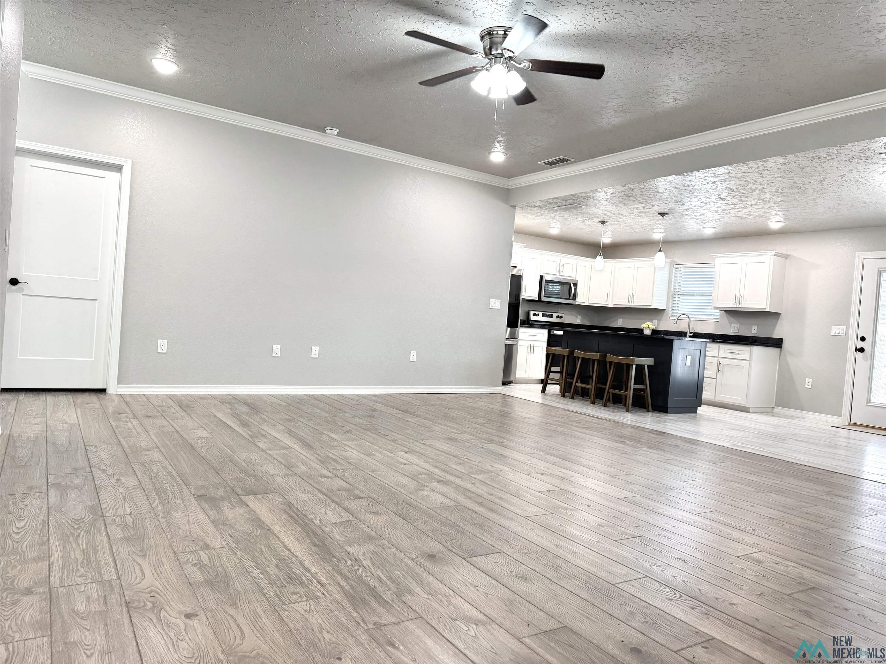 2621 Northglen Drive, Clovis, Texas image 5