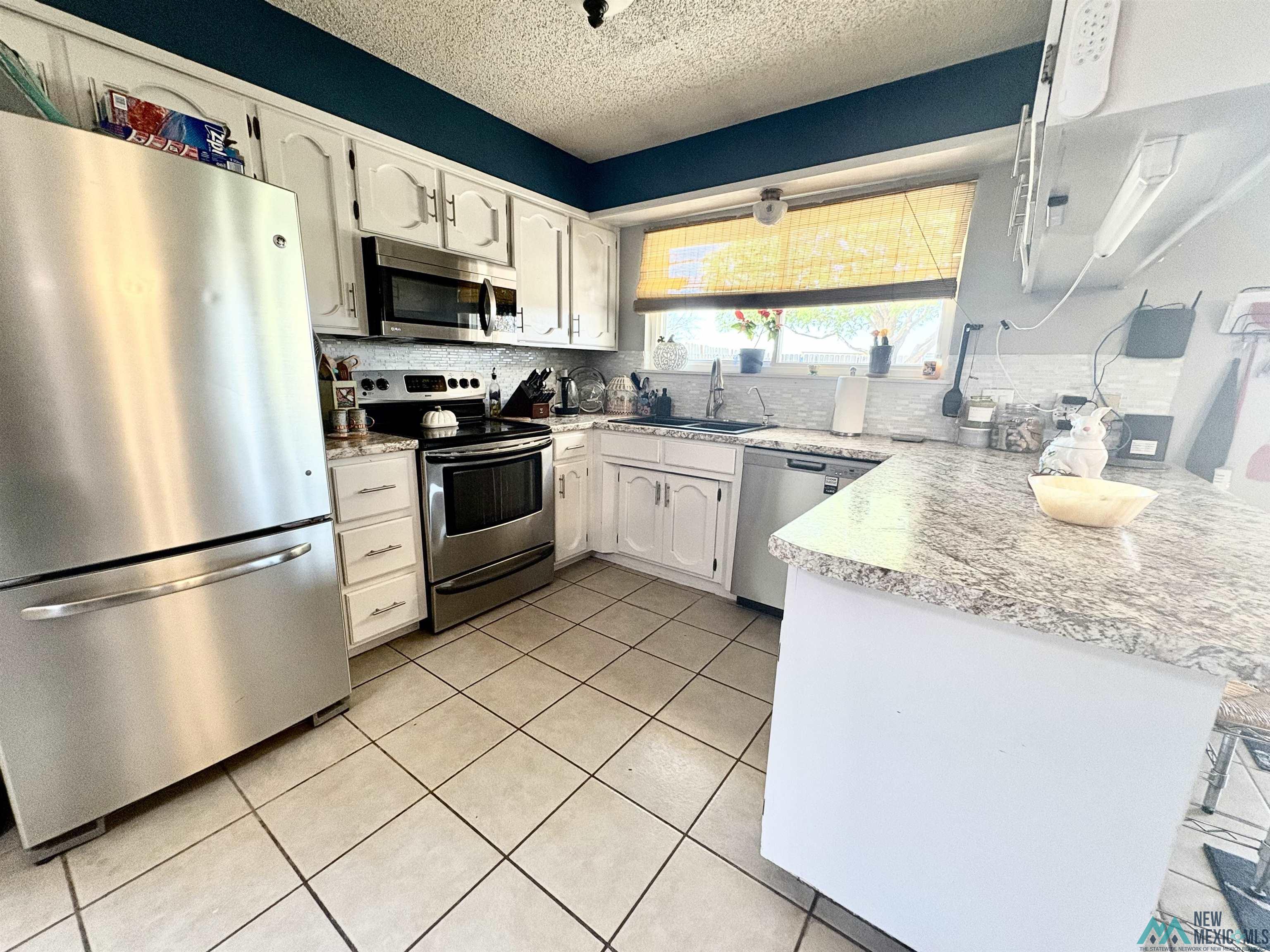 505 Mission Arch Drive, Roswell, Texas image 11