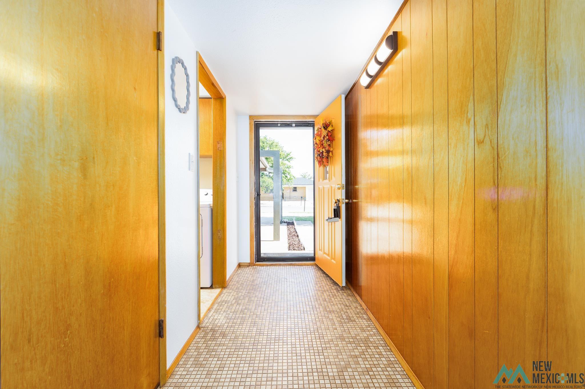 Clovis, New Mexico 88101, United States, 3 Bedrooms Bedrooms, ,2 BathroomsBathrooms,Residential,Active,190352