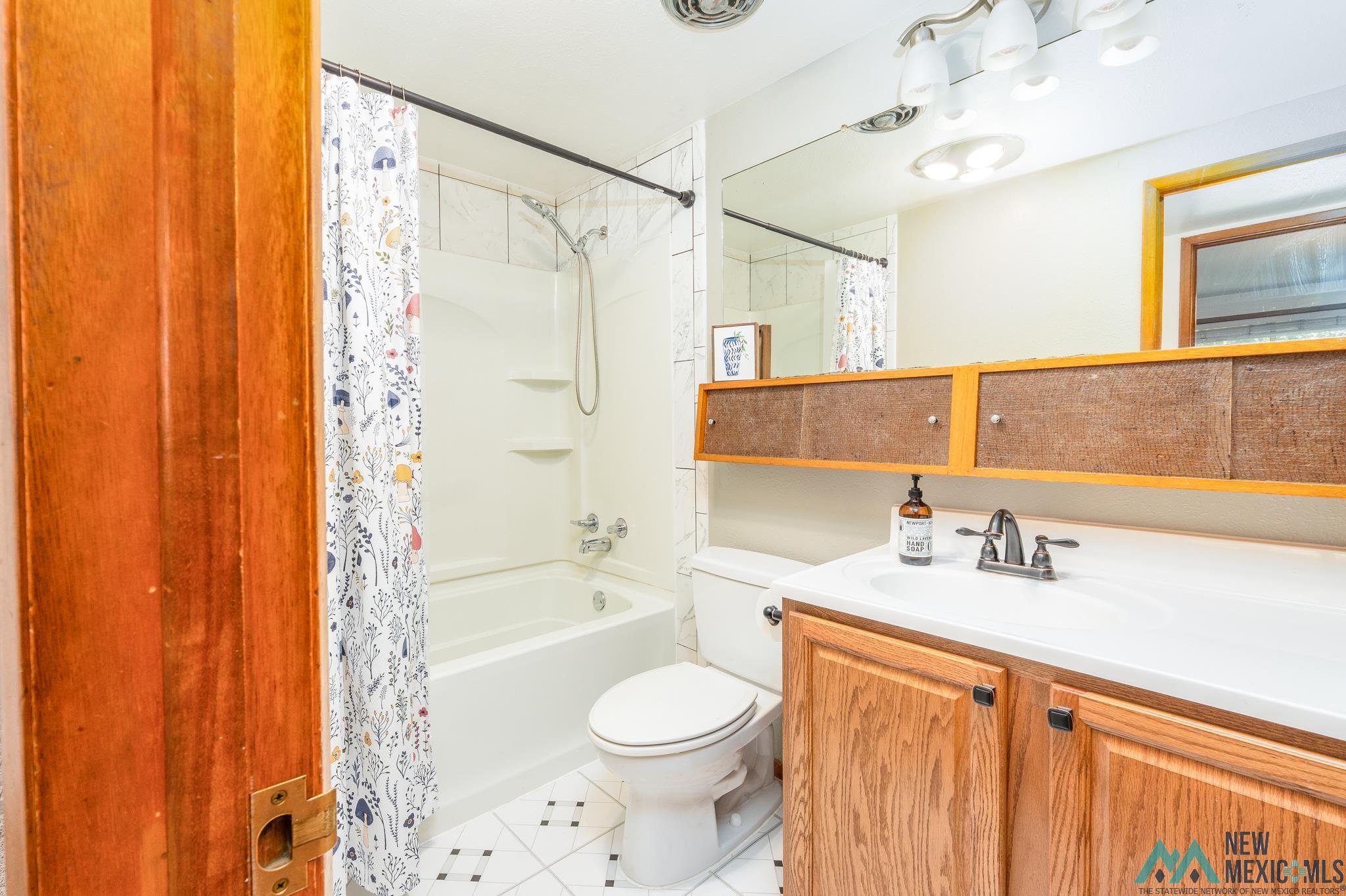 Clovis, New Mexico 88101, United States, 3 Bedrooms Bedrooms, ,2 BathroomsBathrooms,Residential,Active,190352