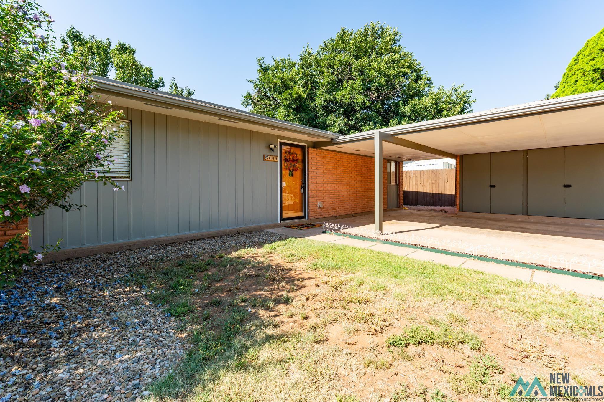 Clovis, New Mexico 88101, United States, 3 Bedrooms Bedrooms, ,2 BathroomsBathrooms,Residential,Active,190352