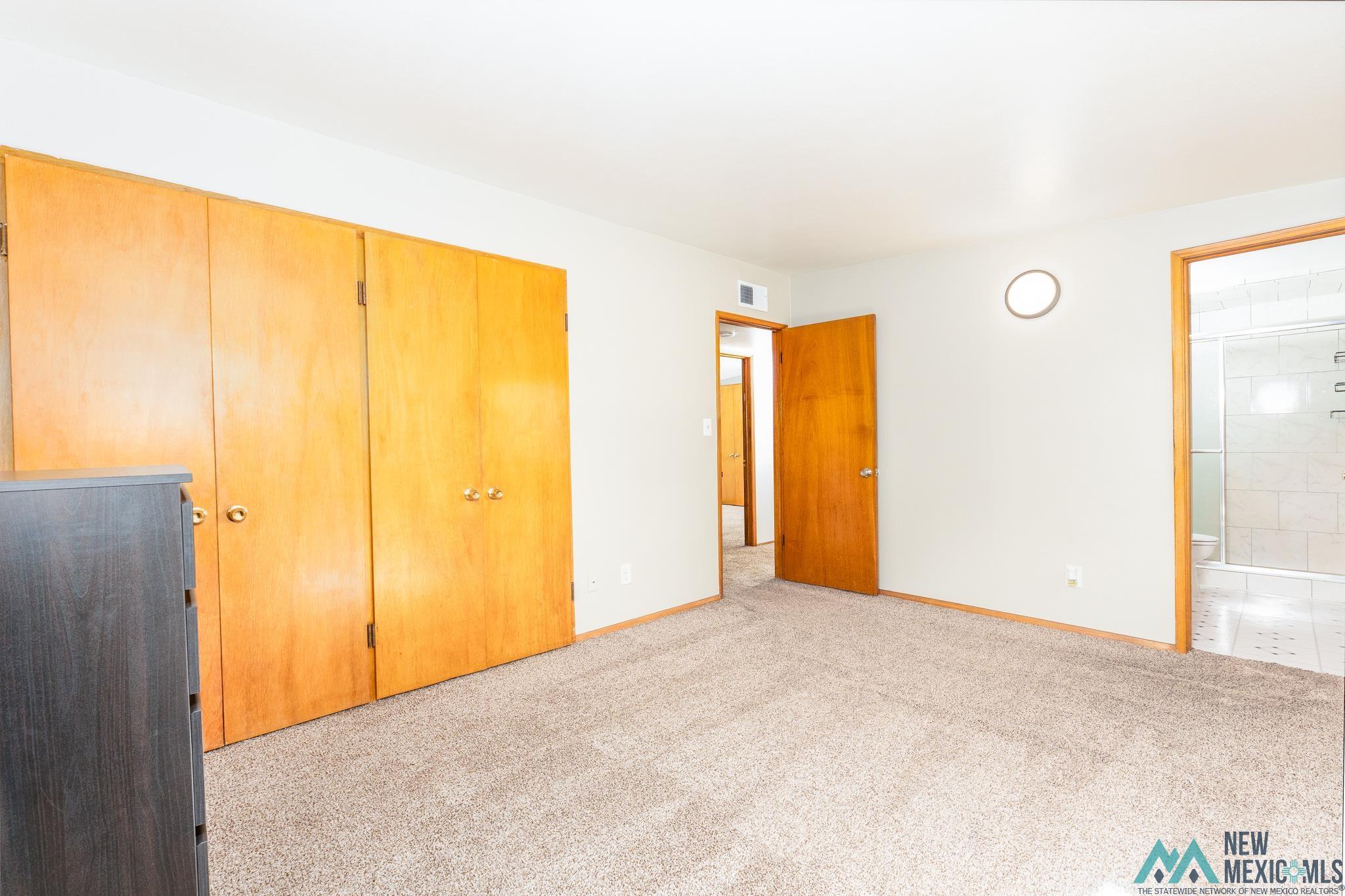 Clovis, New Mexico 88101, United States, 3 Bedrooms Bedrooms, ,2 BathroomsBathrooms,Residential,Active,190352